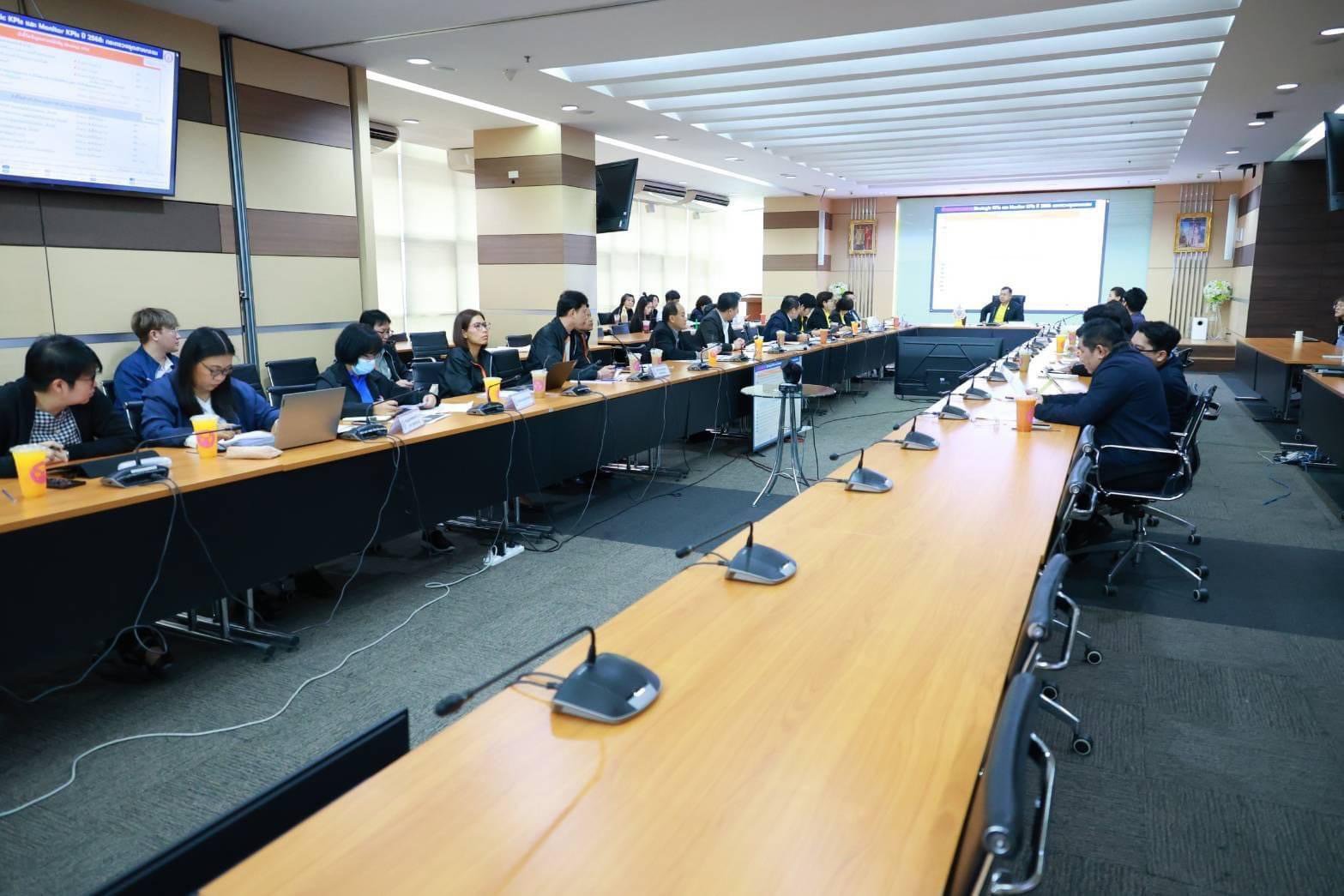 "รองอธิบดีดวงดาว" ประชุมหารือเพื่อพิจารณาทบทวนตัวชี้วัดเชิงยุทธศาสตร์สำคัญ