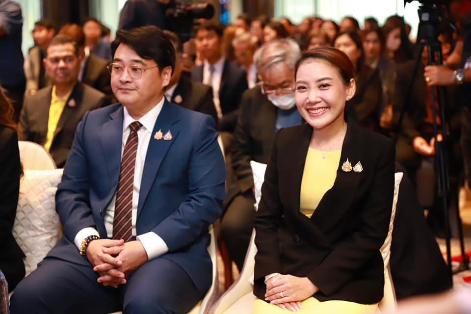 "ดีพร้อม" ผนึกกำลัง "GISTDA" ติดปีกอุตสาหกรรมอนาคต ด้วยเศรษฐกิจอวกาศจับมือสองกระทรวงขับเคลื่อนอุตสาหกรรมไทยสู่โลกอนาคต