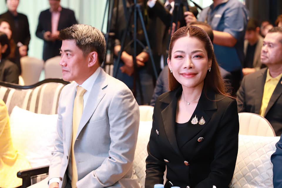 "ดีพร้อม" ผนึกกำลัง "GISTDA" ติดปีกอุตสาหกรรมอนาคต ด้วยเศรษฐกิจอวกาศจับมือสองกระทรวงขับเคลื่อนอุตสาหกรรมไทยสู่โลกอนาคต