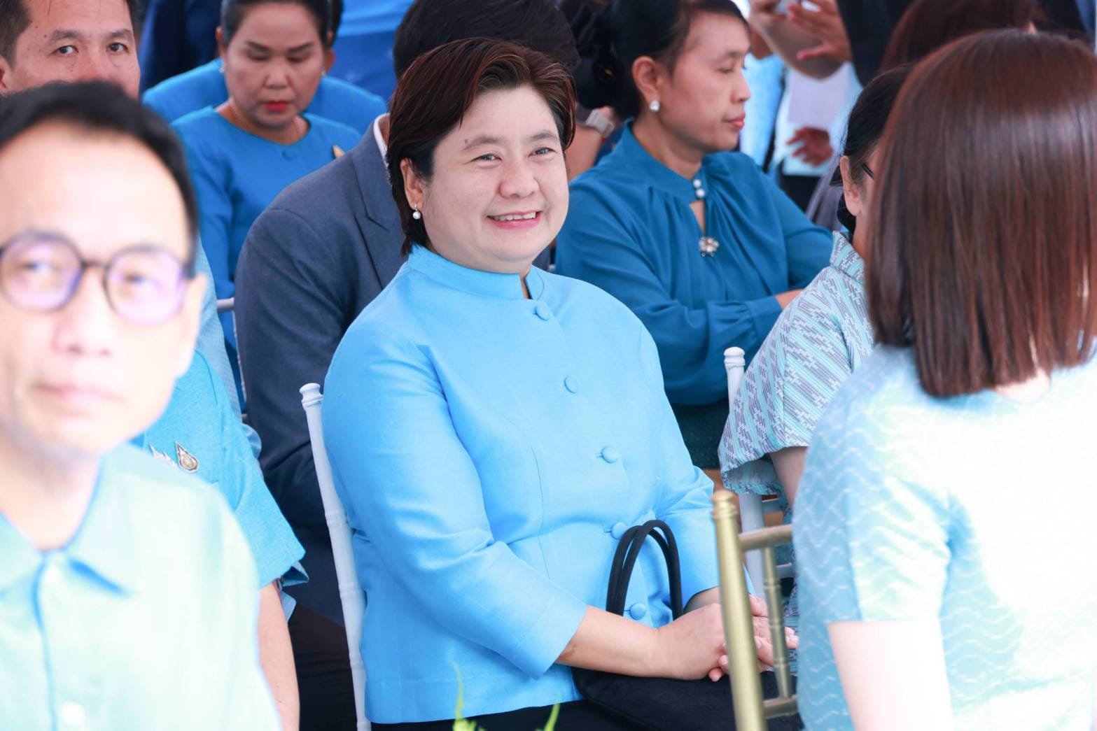 "รองอธิบดีดวงดาว" ร่วมงานแพรพัสตรา บรมราชินีนาถ