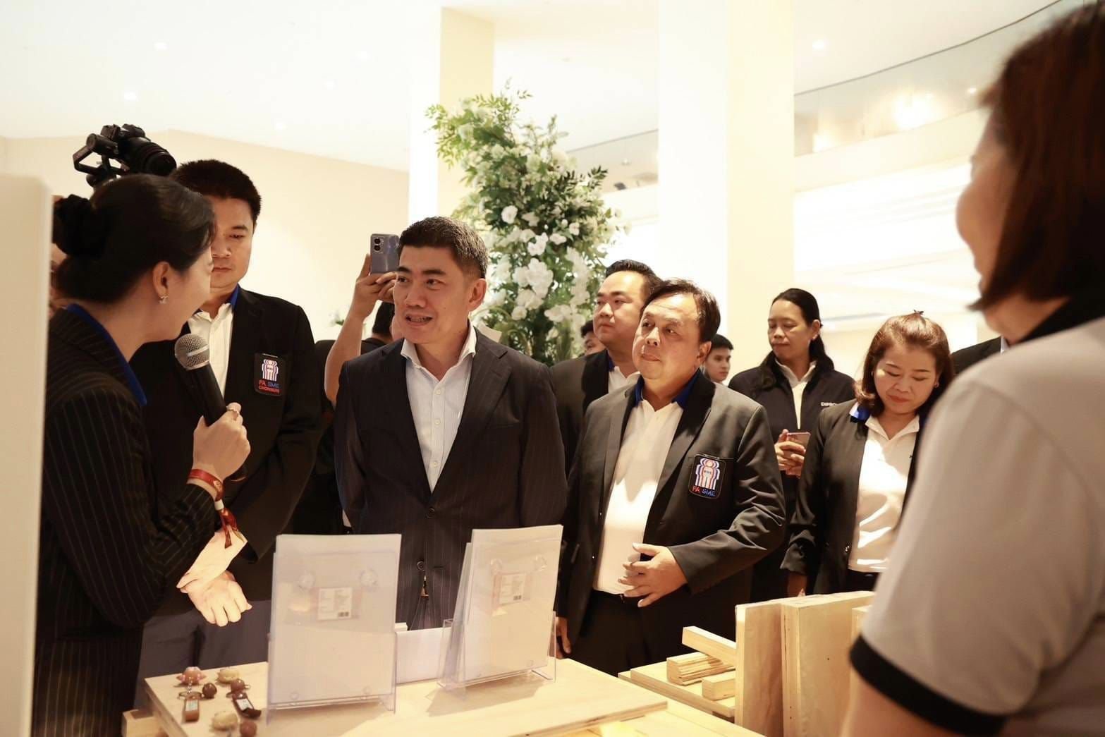 “อธิบดีภาสกร” มอบวุฒิบัตร “คพอ.ดีพร้อม” เสริมแกร่งการเชื่อมโยงเครือข่ายผู้ประกอบการให้เติบโตได้อย่างยั่งยืน 