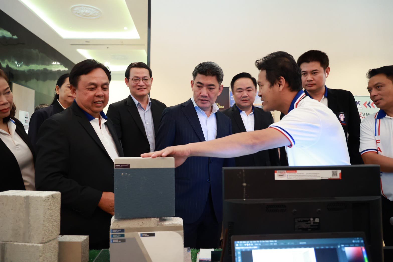 “อธิบดีภาสกร” มอบวุฒิบัตร “คพอ.ดีพร้อม” เสริมแกร่งการเชื่อมโยงเครือข่ายผู้ประกอบการให้เติบโตได้อย่างยั่งยืน 