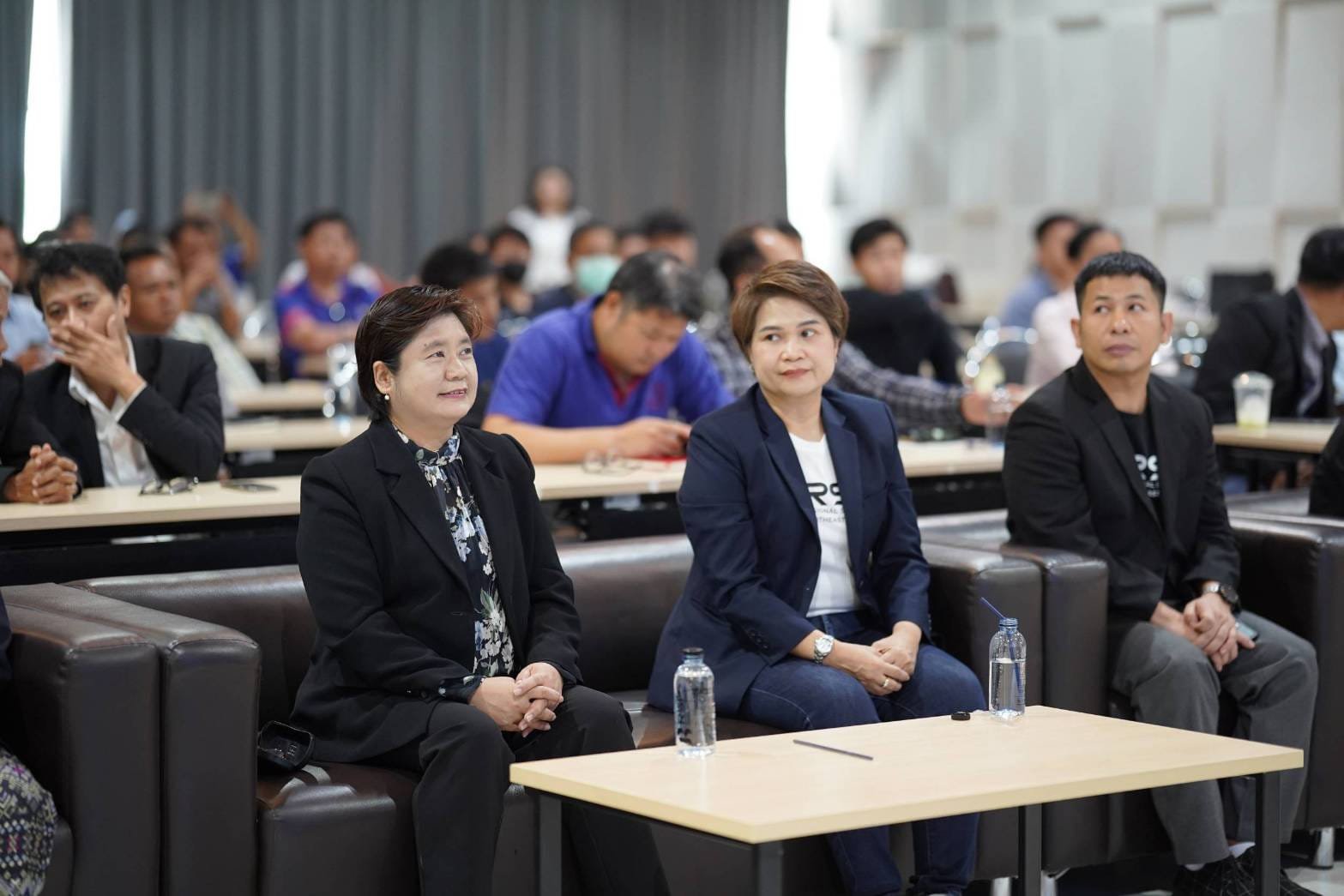 “ดีพร้อม” ปั้นผู้ประกอบการด้าน EV ทั่วประเทศ หวังดึงผู้ประกอบการไทยเข้าสู่ซัพพลายเชน EV ทั้งระบบ