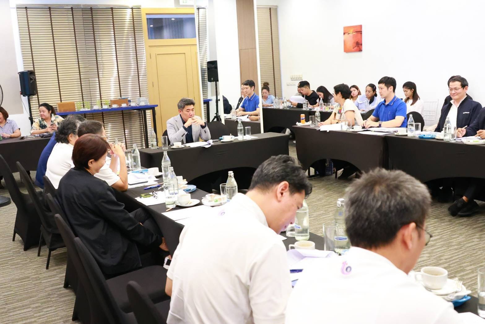 "อธิบดีภาสกร" นั่งหัวโต๊ะประชุมคณะกรรมการบริหารและพัฒนาทรัพยากรบุคคล กรมส่งเสริมอุตสาหกรรม ครั้งที่ 1/2567