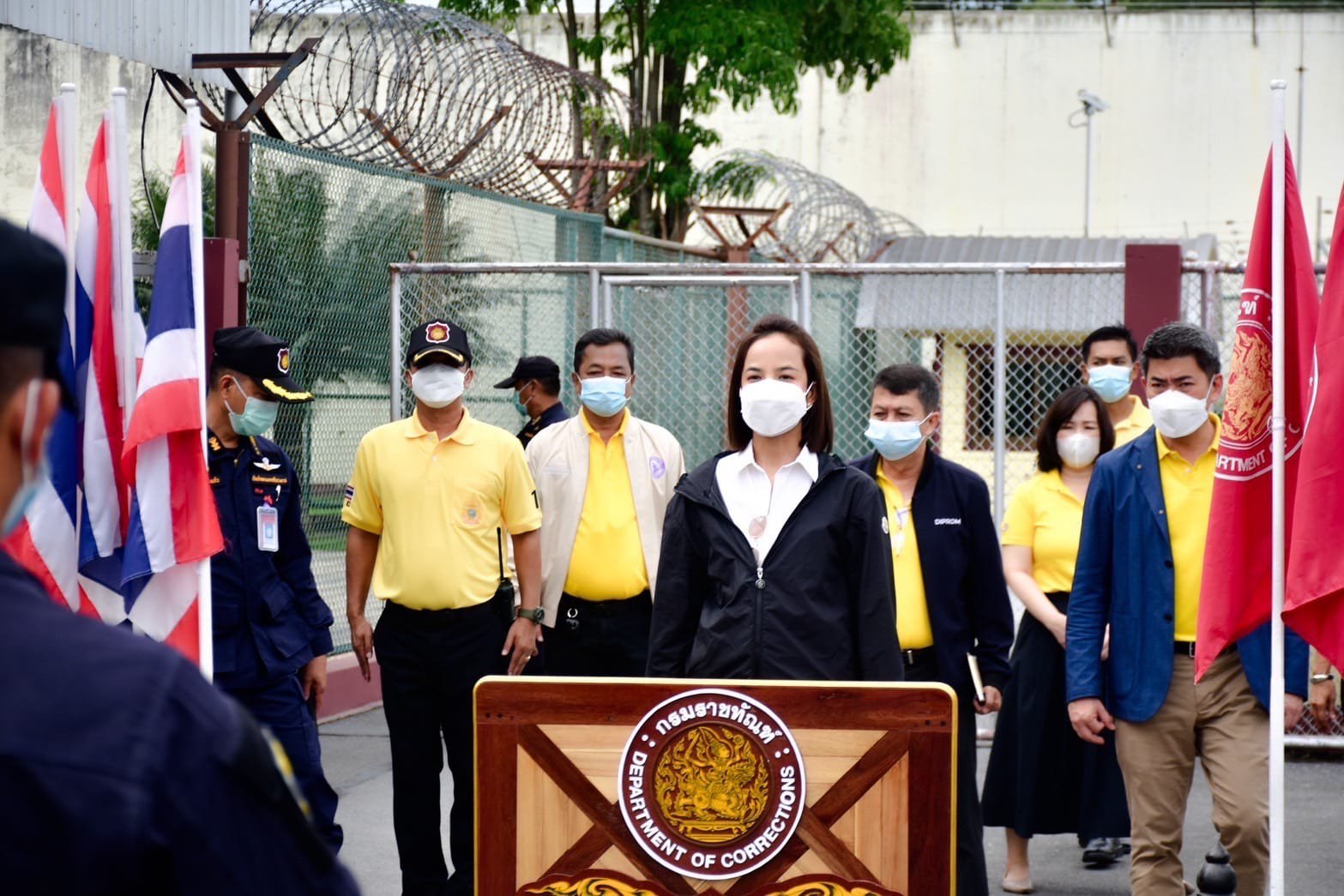 รมว.พิมพ์ภัทรา ตรวจเยี่ยมให้กำลังใจ โมเดลต้นแบบ "ราชทัณฑ์ดีพร้อม" อนุรักษ์งานศิลป์เลอค่า สู่อาชีพเส้นทางใหม่ คืนคนดีสู่สังคม