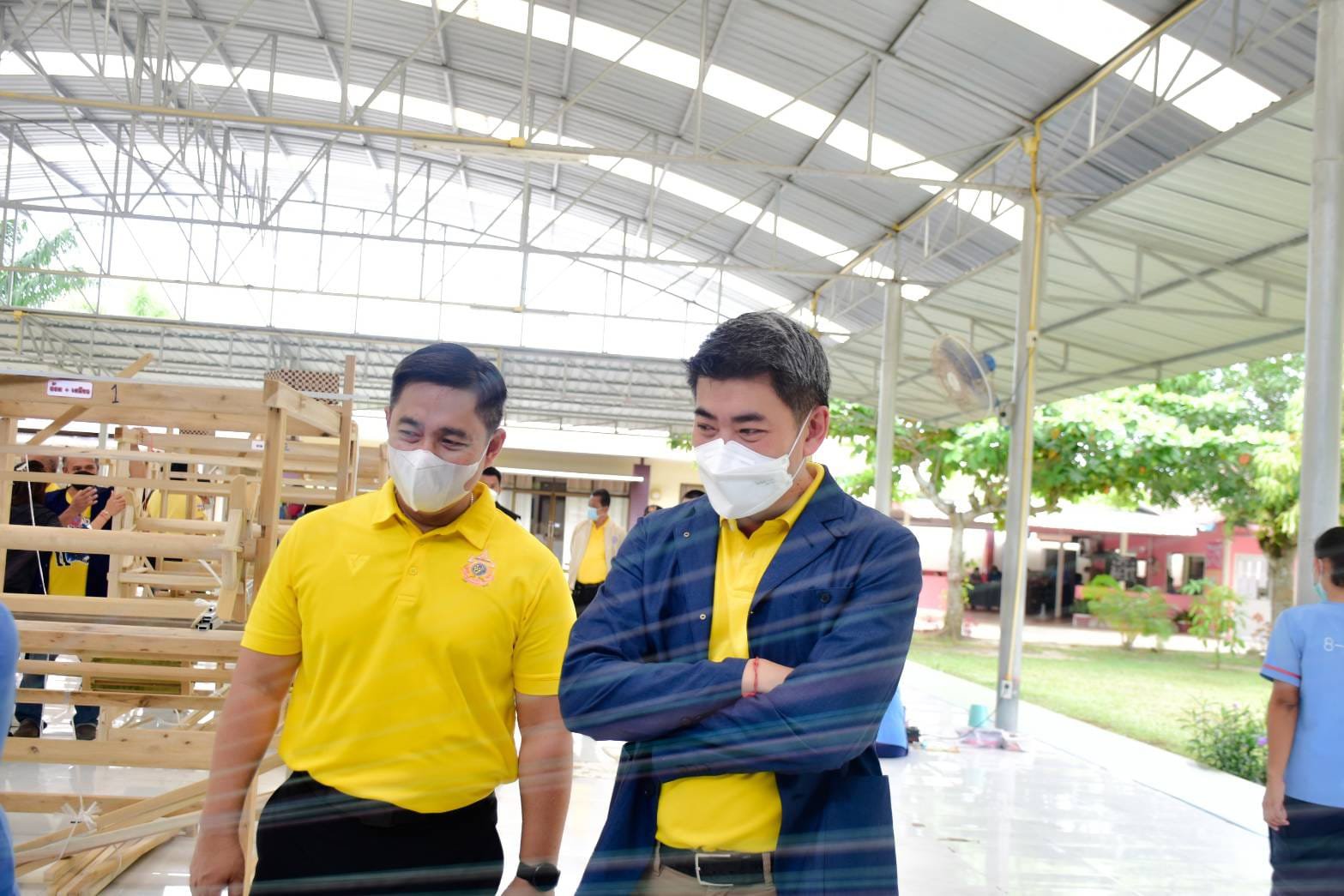 รมว.พิมพ์ภัทรา ตรวจเยี่ยมให้กำลังใจ โมเดลต้นแบบ "ราชทัณฑ์ดีพร้อม" อนุรักษ์งานศิลป์เลอค่า สู่อาชีพเส้นทางใหม่ คืนคนดีสู่สังคม