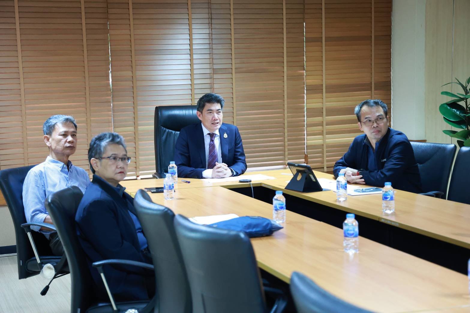 “อธิบดีภาสกร“ ประชุมโครงการติดปีกชุมชน ด้วยทักษะดีพร้อม ประจำปีงบ 2567