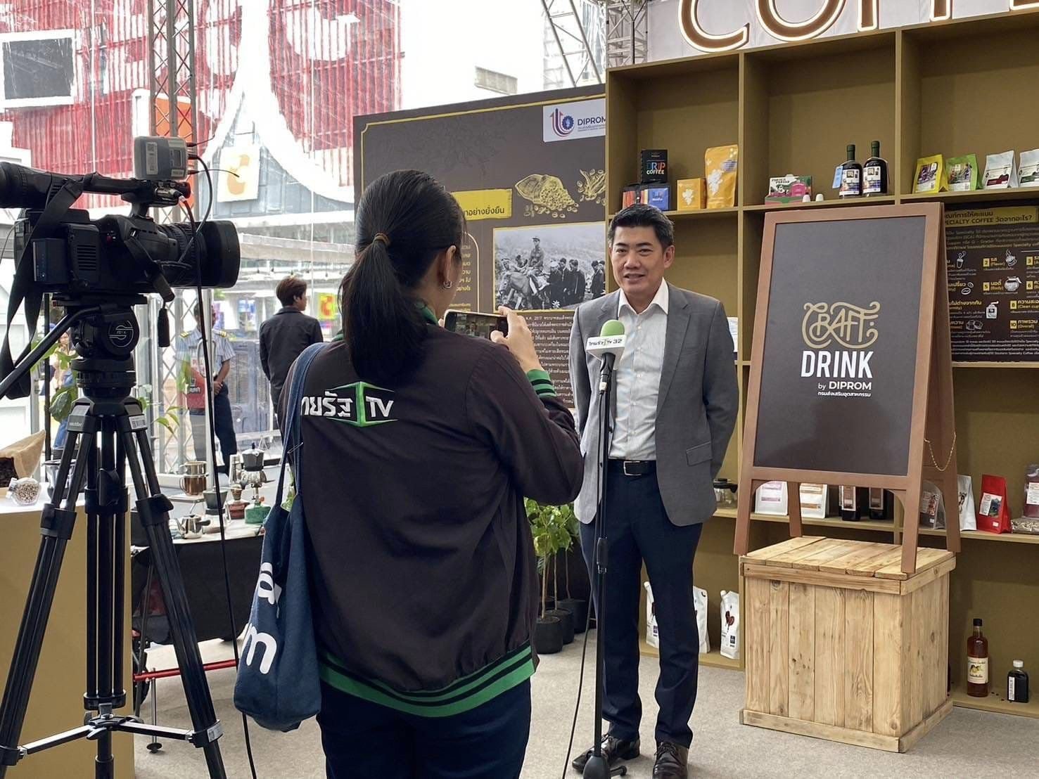 "อธิบดีภาสกร" ให้สัมภาษณ์ไทยรัฐทีวีในงาน "CRAFT DRINK by DIPROM"