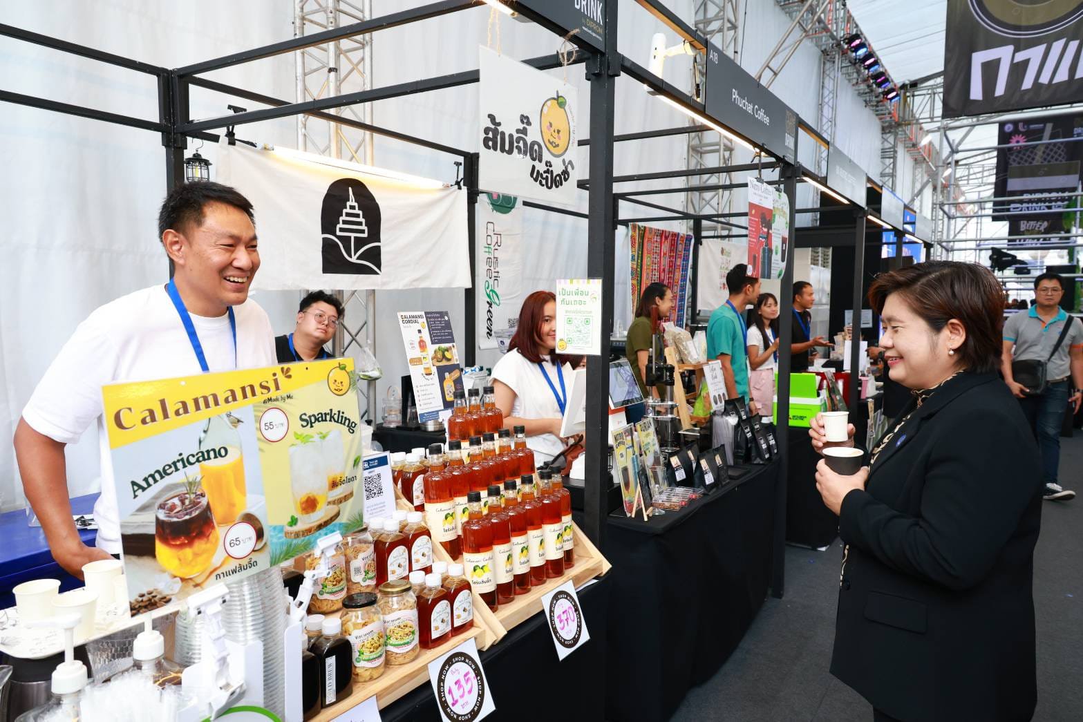 “ดีพร้อม“ มอบรางวัลการแข่งขัน Speed Latte Art ในงาน Craft Drink by DIPROM