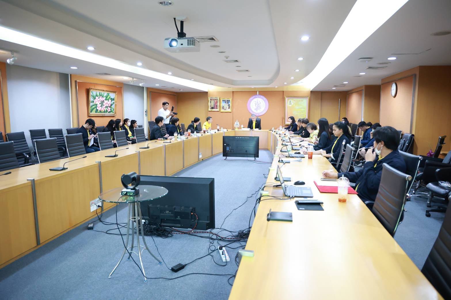 "รองอธิบดีดวงดาว" ร่วมประชุมคณะกรรมการทุน ก.พ. ประจำปี 68