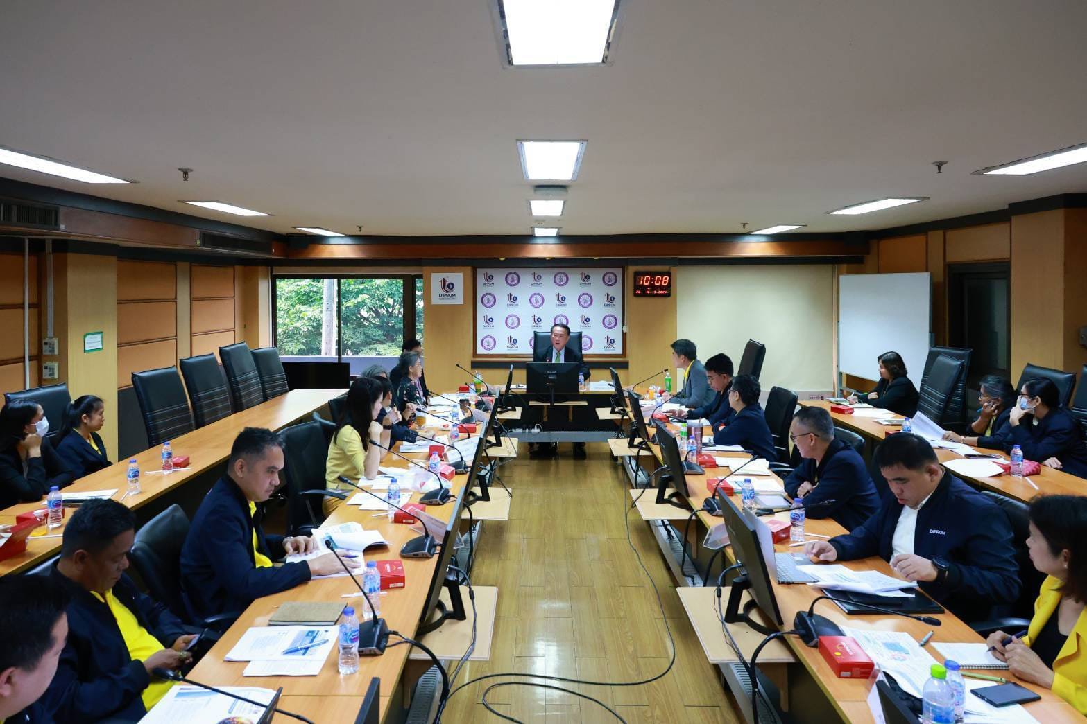 "อธิบดีภาสกร" ร่วมประชุม ค.ต.ป.อก. เพื่อตรวจสอบและประเมินผลภาคราชการ ประจำปี 2567