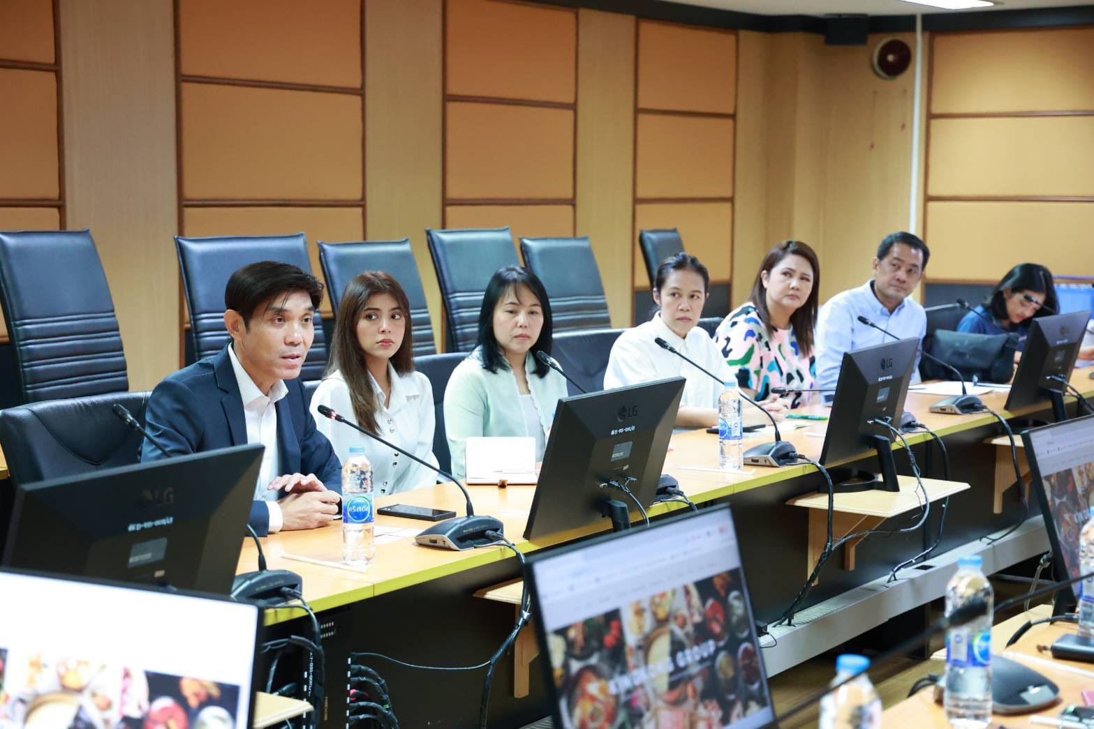 "อธิบดีภาสกร" ประชุมร่วม บ.คิงคองกรุ๊ป หารือการดำเนินธุรกิจ