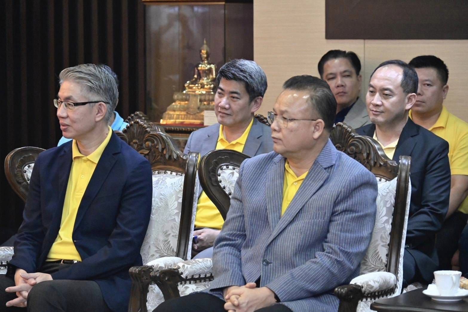 “พีระพันธุ์” ถก “เอกนัฏ” ประสานความร่วมมือ 2 กระทรวง ส่งเสริมอุตสาหกรรมพลังงานสะอาด ดัน “นิคมฯSME” ช่วยรายย่อย ขจัดกฎเกณฑ์อุปสรรค เพิ่มความสะดวกให้ผู้ประกอบการ เชื่อมั่นจะ”ปฏิรูปอุตสาหกรรม“จนสำเร็จ