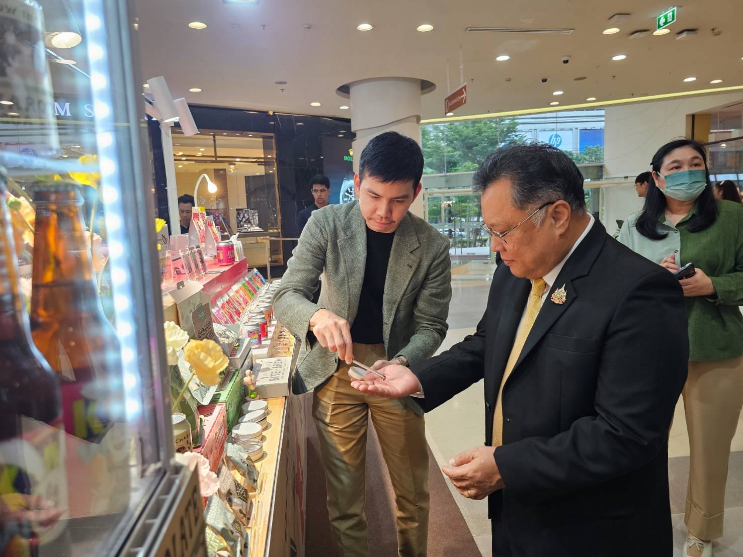 ดีพร้อม จับมือ เซ็นทรัลพัฒนา จัดงาน "Craft Cocoa Village"