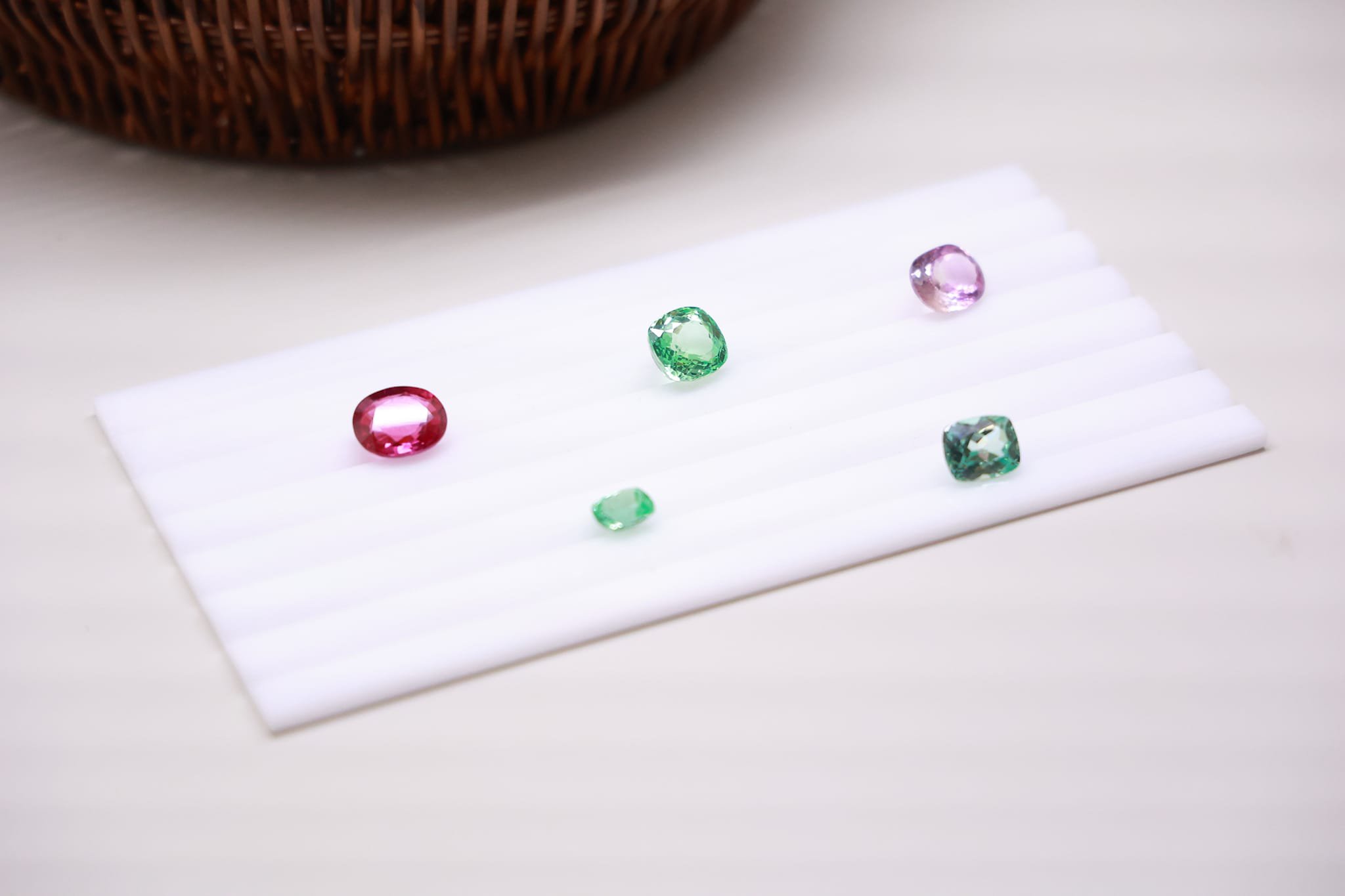 “รสอ.ดวงดาว” ร่วม GIT Research Day 2024 : Gem and Jewelry Research Utilization