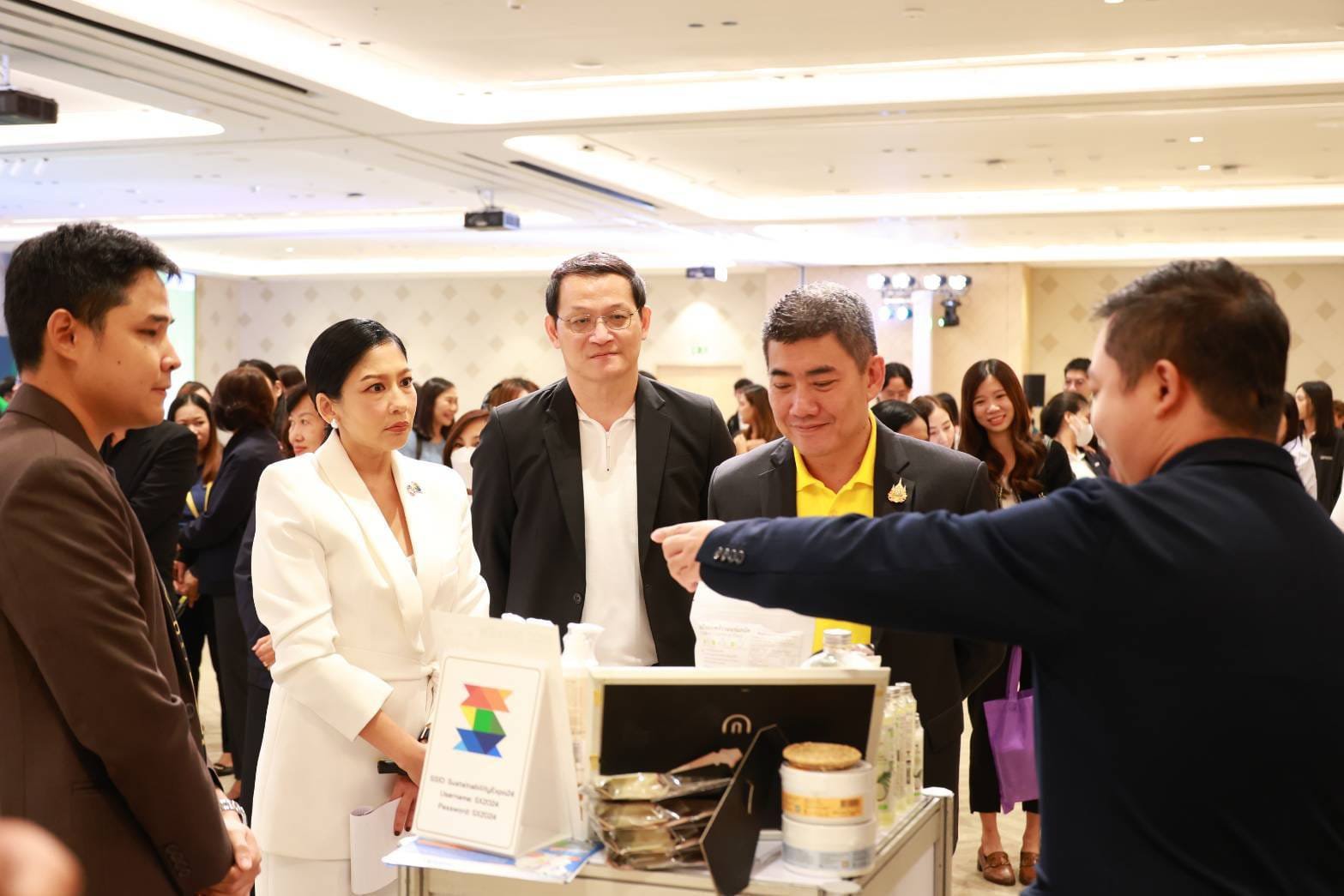 “ดีพร้อม” ให้ความสำคัญ BCG ขน SMEs แสดงศักยภาพในงาน Sustainability Expo 2024