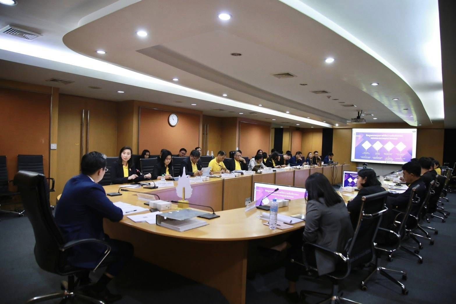 “ดีพร้อม” ร่วมขับเคลื่อนนโยบายการปฏิรูปอุตสาหกรรม ปรับปรุงกฎหมายเพื่ออุตสาหกรรมไทย