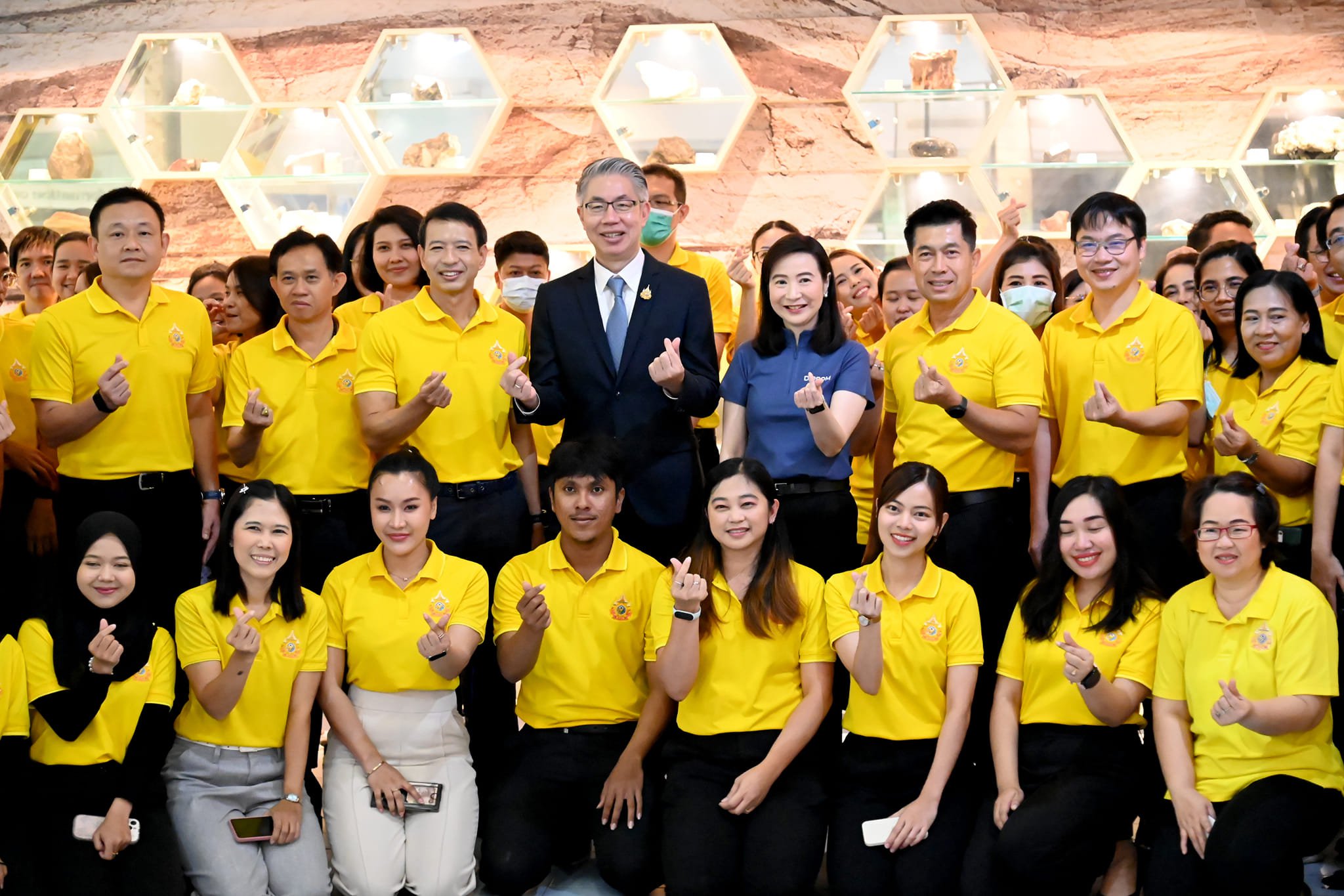 "ปลัดฯ ณัฐพล" นำทีมกระทรวงอุตสาหกรรม ร่วมยินดีครบรอบ 22 ปี กพร.