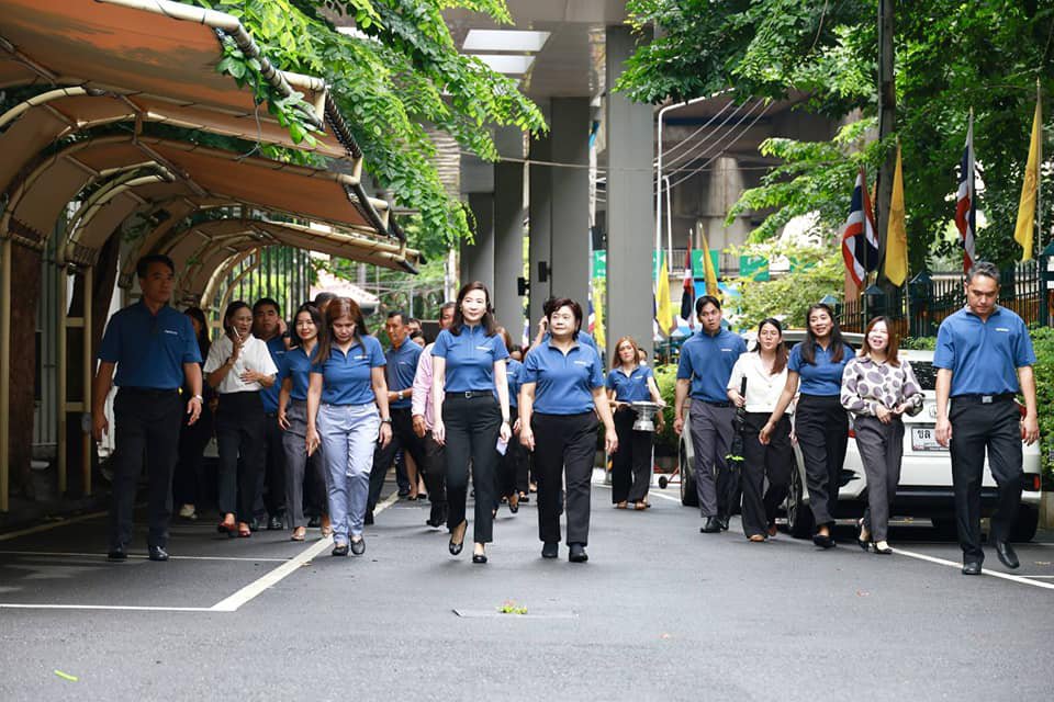 "ดีพร้อม" ร่วมแสดงความยินดี ต้อนรับอธิบดีใหม่ มุ่งขับเคลื่อนนโยบาย "การปฏิรูปอุตสาหกรรม"
