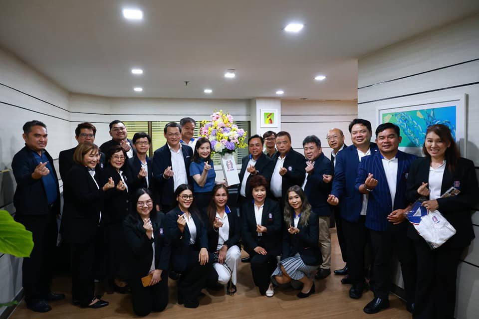 ภาครัฐและเอกชนร่วมแสดงความยินดี ”อธิบดีดีพร้อม“ ในโอกาส ครม. ได้แต่งตั้งให้ดำรงตำแหน่งใหม่