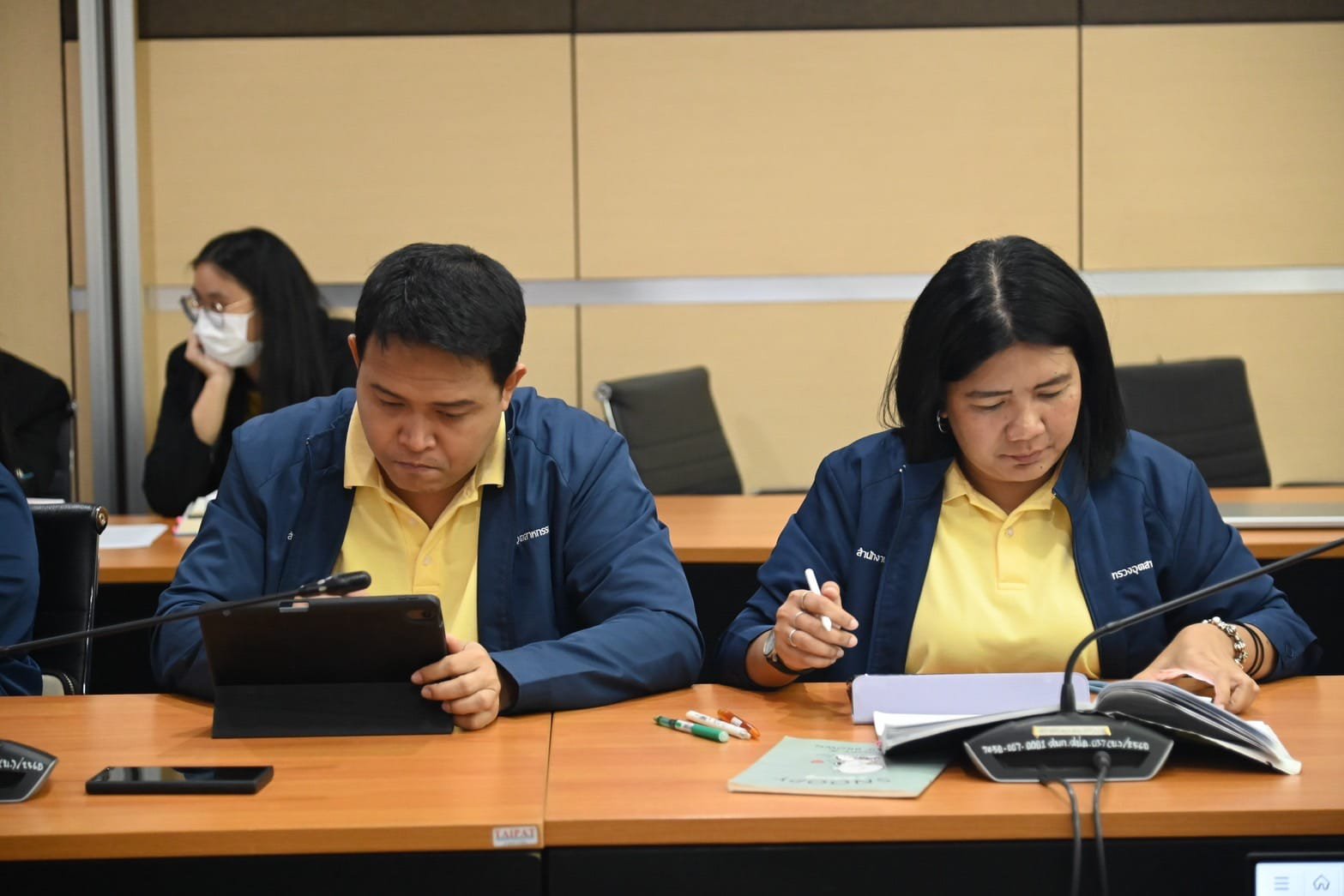 "อรรถวิชช์" ประชุม คกก.ปรับปรุงกฎหมายเพื่อการปฏิรูปอุตฯ ติดตามความคืบหน้าการร่าง กฎหมายการจัดการกากอุตสาหกรรม-ขยะอิเล็กทรอนิกส์ และจัดตั้งกองทุนปฏิรูปอุตสาหกรรม