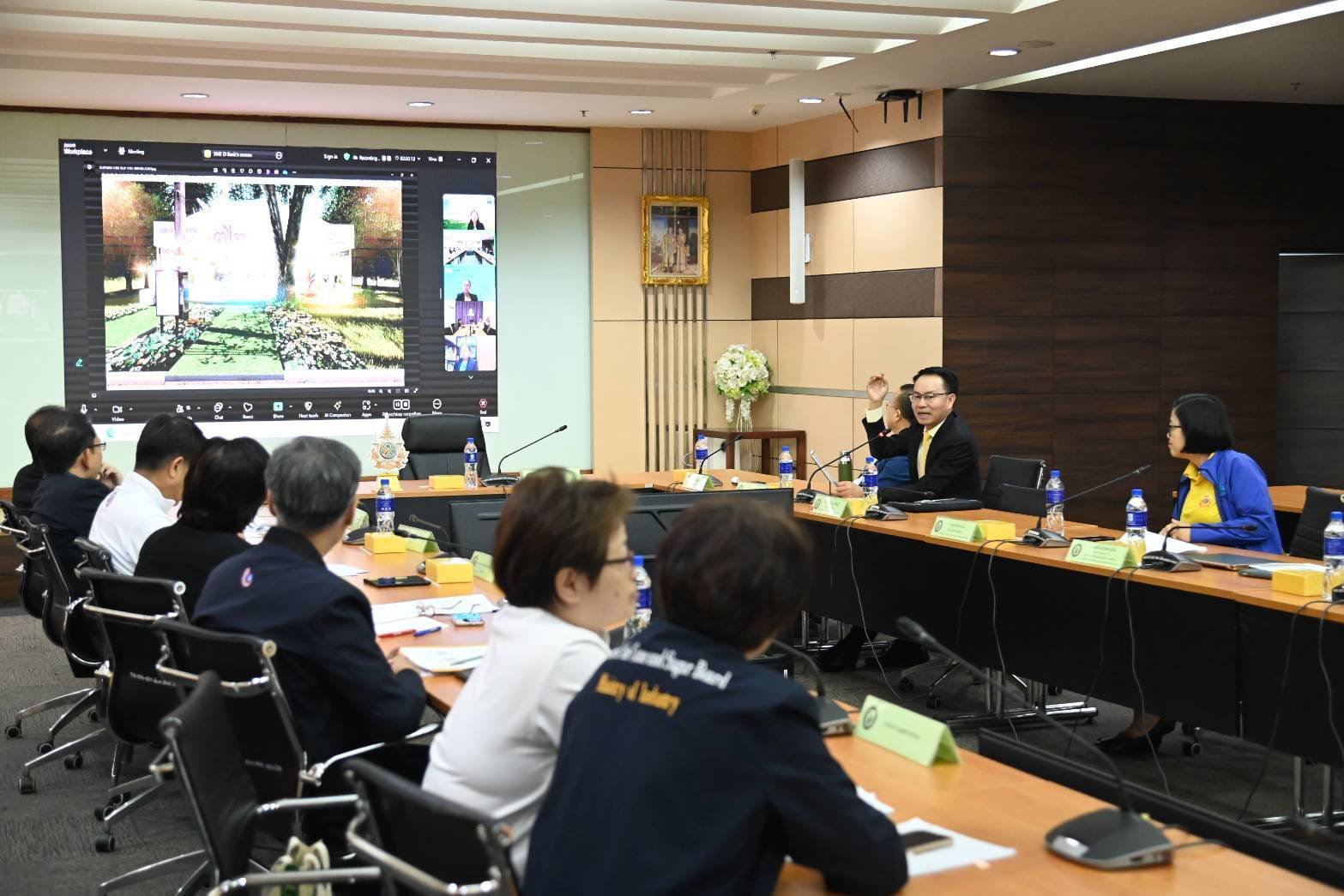 กระทรวงอุตสาหกรรม เตรียมจัดร้านงานกาชาดปี 67 ภายใต้ธีม "อุตสาหกรรมรวมใจภักดิ์ 72 พรรษา" พร้อมลุ้นรางวัลใหญ่ ทองคำ รถยนต์ไฟฟ้า