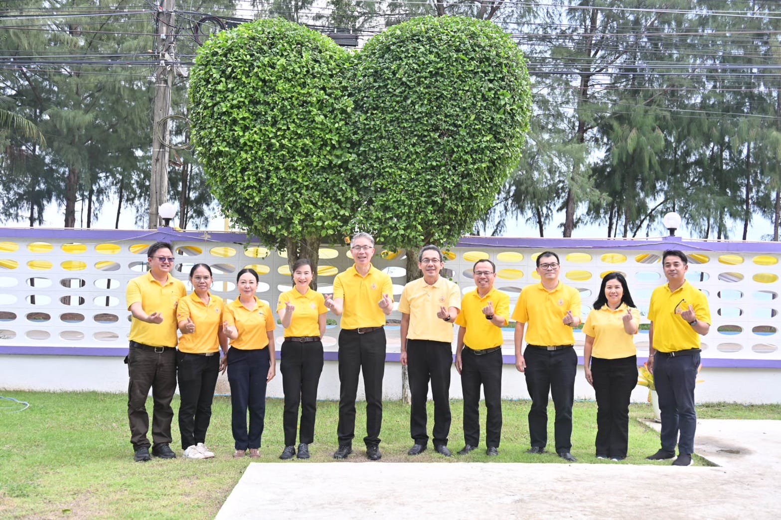 ปลัดฯ ณัฐพล ตรวจเยี่ยม สอจ.ประจวบคีรีขันธ์ แนะทำงานให้สอดรับกับนโยบายปฏิรูปอุตสาหกรรม พร้อมชื่นชมเจ้าหน้าที่ใช้ “หัว” และ “ใจ” ในการปฏิบัติงานสู่ต้นแบบ Smart Office