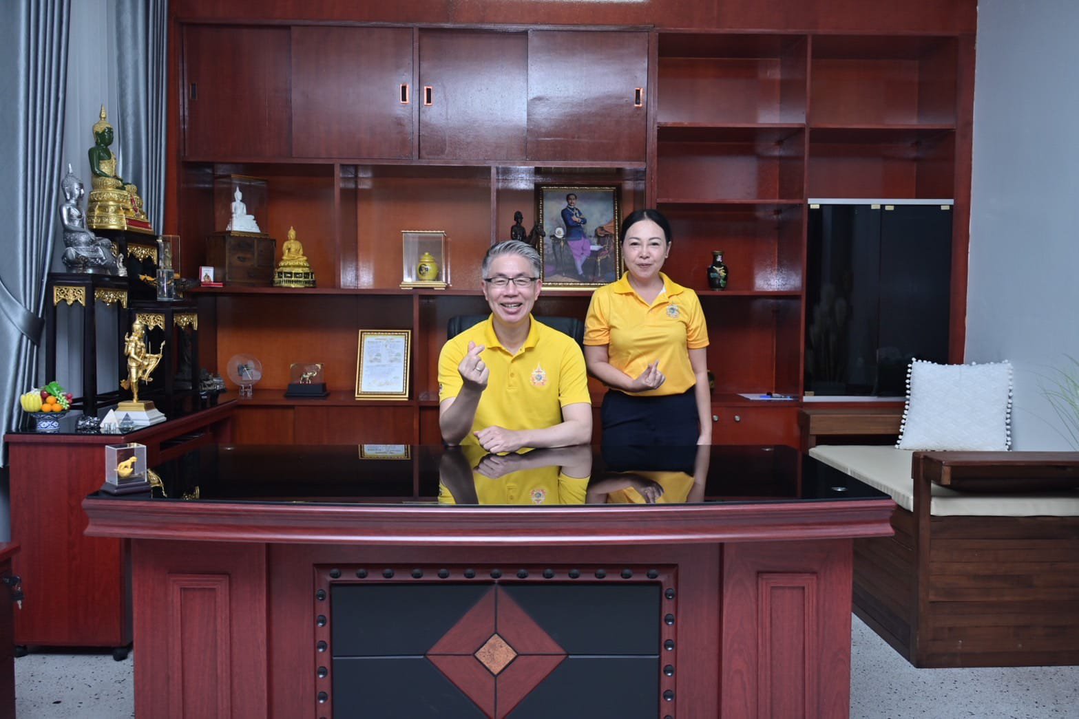ปลัดฯ ณัฐพล ตรวจเยี่ยม สอจ.ประจวบคีรีขันธ์ แนะทำงานให้สอดรับกับนโยบายปฏิรูปอุตสาหกรรม พร้อมชื่นชมเจ้าหน้าที่ใช้ “หัว” และ “ใจ” ในการปฏิบัติงานสู่ต้นแบบ Smart Office