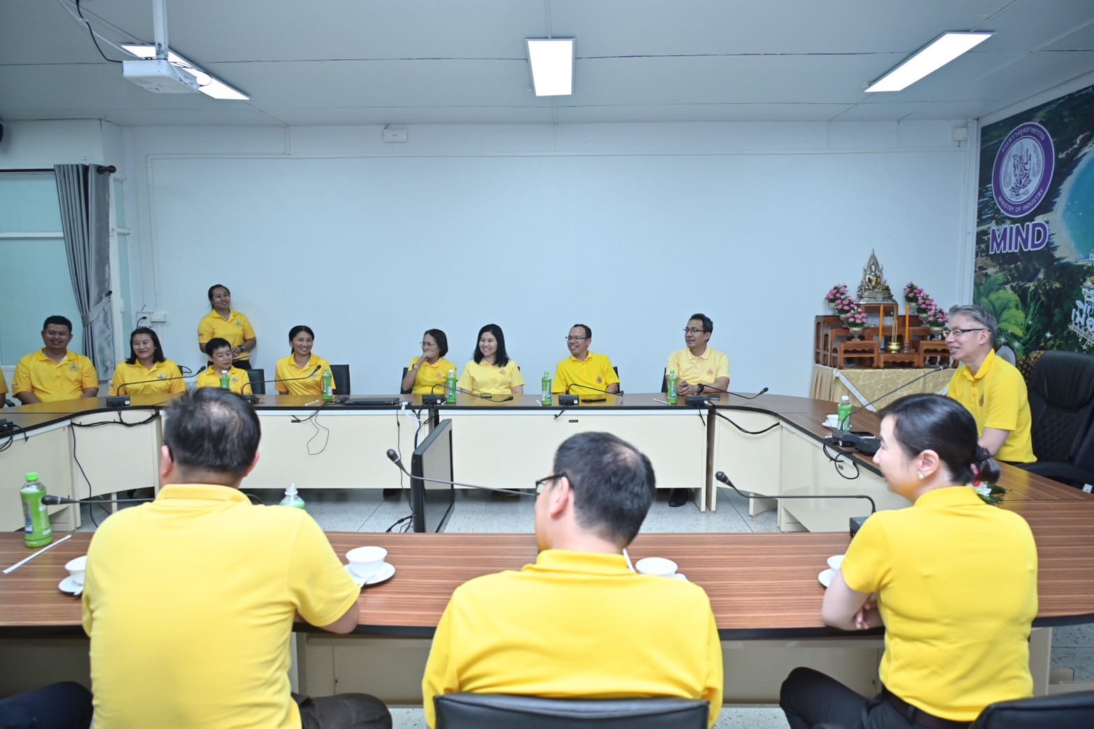 ปลัดฯ ณัฐพล ตรวจเยี่ยม สอจ.ประจวบคีรีขันธ์ แนะทำงานให้สอดรับกับนโยบายปฏิรูปอุตสาหกรรม พร้อมชื่นชมเจ้าหน้าที่ใช้ “หัว” และ “ใจ” ในการปฏิบัติงานสู่ต้นแบบ Smart Office