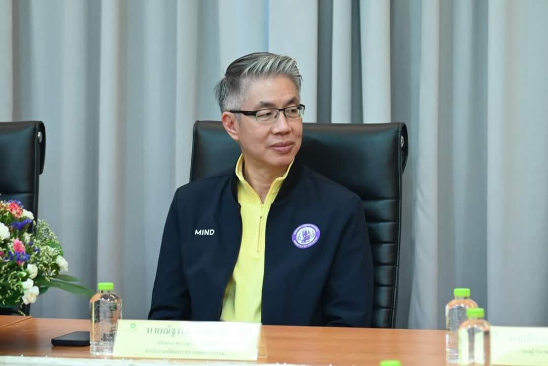 เซฟ SME ด้ามขวาน "เอกนัฏ" นำ ก.อุตฯ เยือน ตรัง-พัทลุง ต่อยอดหัตถกรรมและอุตสาหกรรมท้องถิ่น โชว์อัตลักษณ์ ยกระดับซอฟต์พาวเวอร์ภาคใต้
