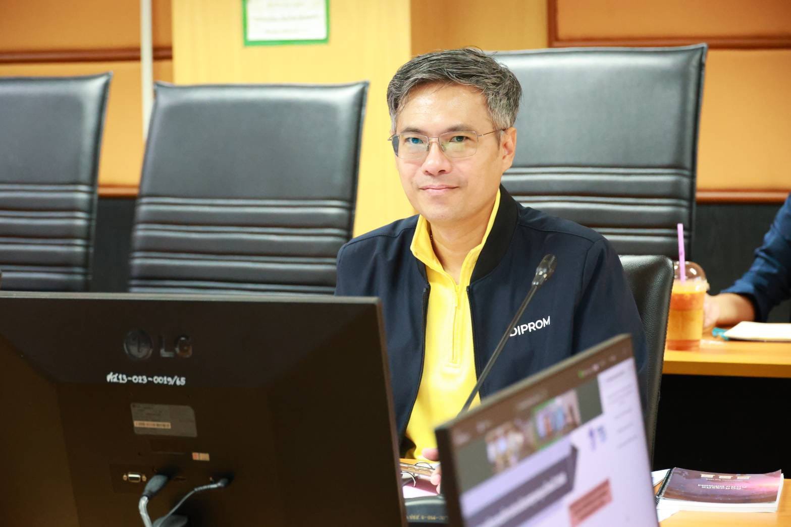 "ดีพร้อม" หารือกรมบัญชีกลาง ร่างตัวชี้วัดการประเมินผลงานเงินทุนหมุนเวียนฯ ปี 68