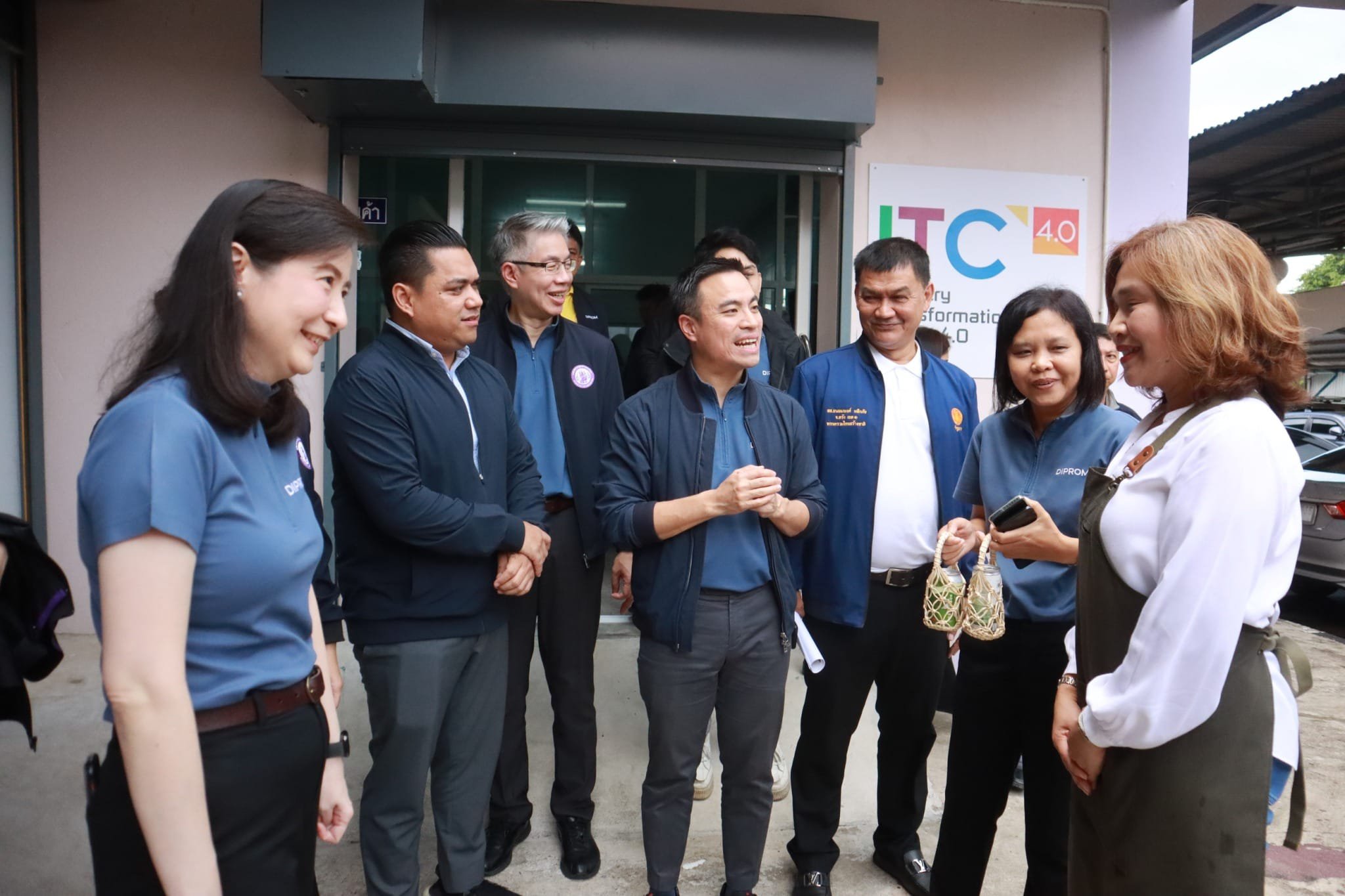 “เอกนัฏ” เยือนสงขลา ศูนย์ส่งเสริมอุตฯ จับเข่าคุยเอกชน มุ่งพัฒนาศักยภาพ SME ไทยให้แข่งขันได้
