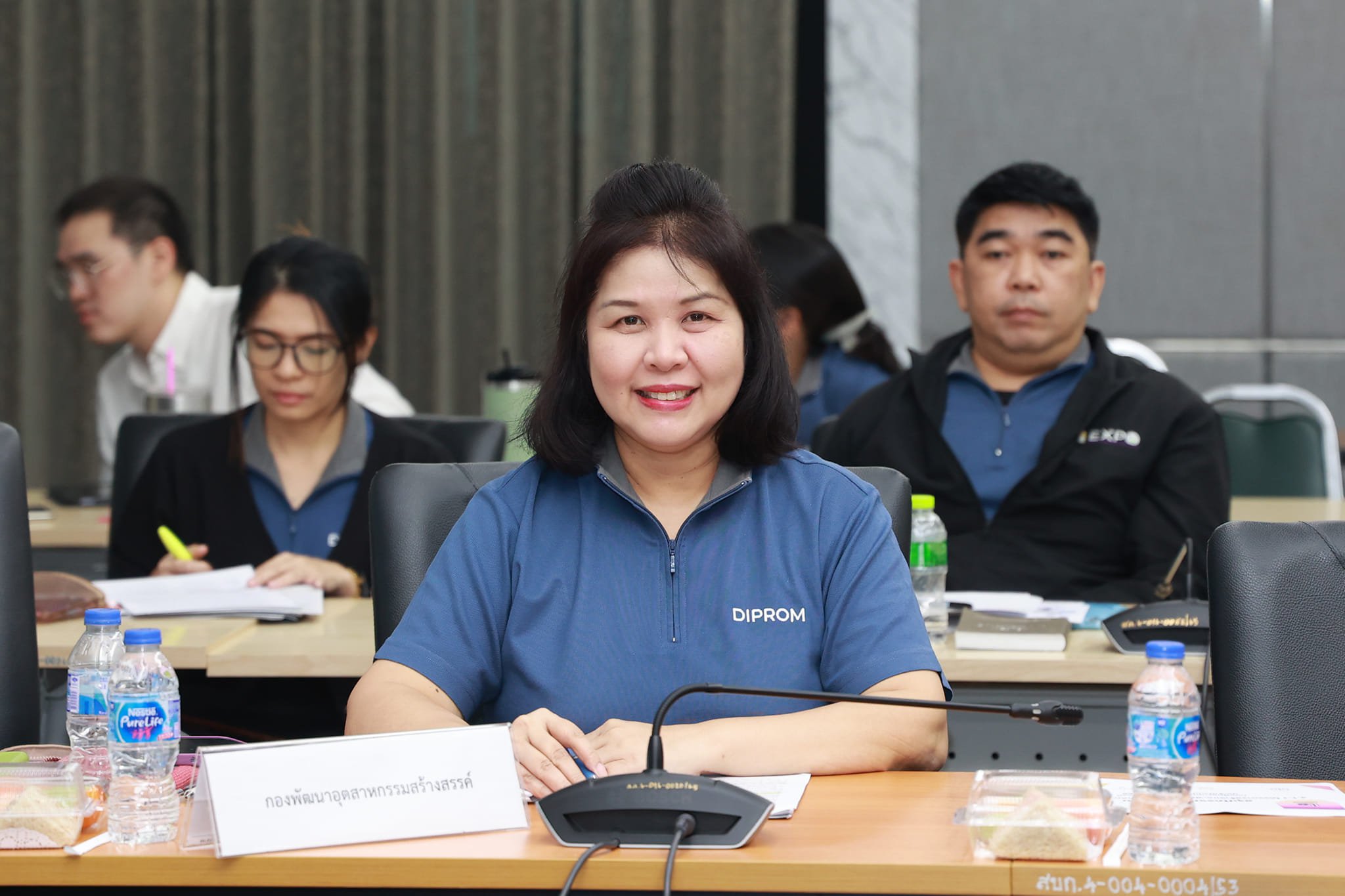 "ดีพร้อม" กางแผนซอฟต์พาวเวอร์ วางผังบูรณาการ 3 ปี ตอบรับข้อสั่งการ "รมต.เอกนัฏ" เร่งขับเคลื่อนแฟชั่น อาหาร สร้างสรรค์