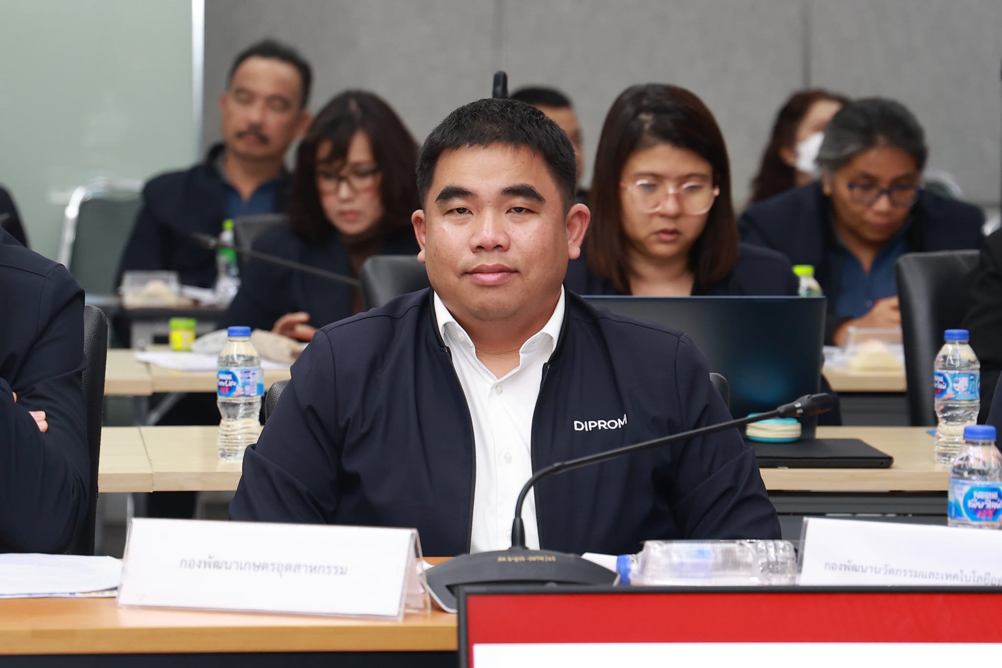 "ดีพร้อม" กางแผนซอฟต์พาวเวอร์ วางผังบูรณาการ 3 ปี ตอบรับข้อสั่งการ "รมต.เอกนัฏ" เร่งขับเคลื่อนแฟชั่น อาหาร สร้างสรรค์