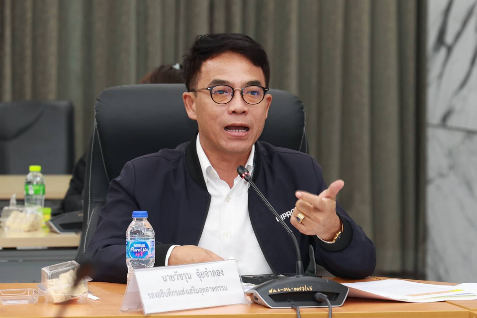 "ดีพร้อม" กางแผนซอฟต์พาวเวอร์ วางผังบูรณาการ 3 ปี ตอบรับข้อสั่งการ "รมต.เอกนัฏ" เร่งขับเคลื่อนแฟชั่น อาหาร สร้างสรรค์