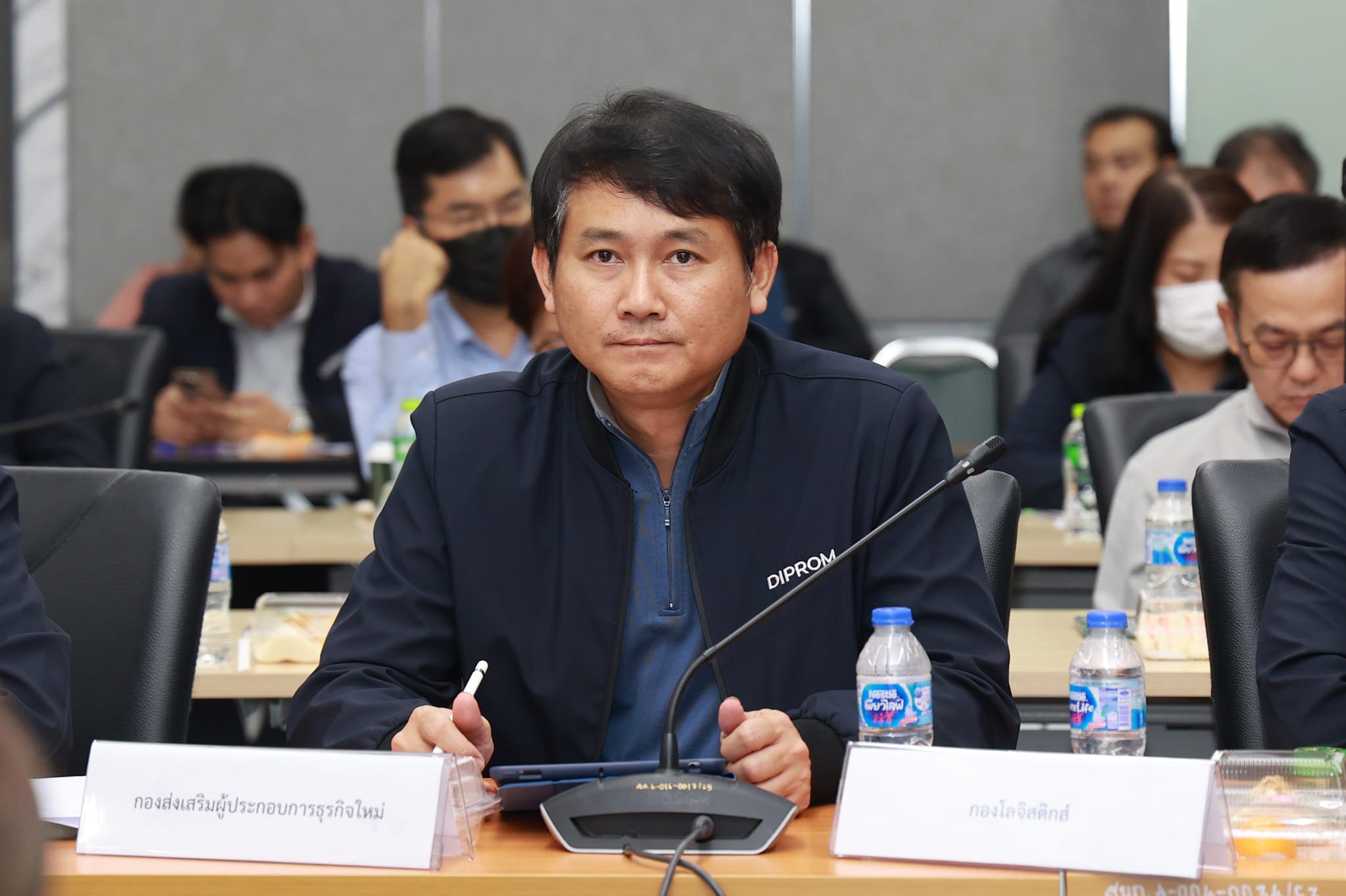 "ดีพร้อม" กางแผนซอฟต์พาวเวอร์ วางผังบูรณาการ 3 ปี ตอบรับข้อสั่งการ "รมต.เอกนัฏ" เร่งขับเคลื่อนแฟชั่น อาหาร สร้างสรรค์