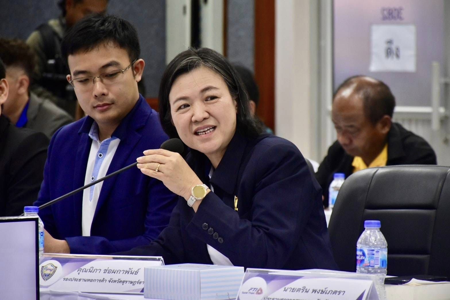 "เอกนัฏ" ล่องใต้ ลงพื้นที่สุราษฎร์ฯ! มอบนโยบาย “ปฏิรูปอุตสาหกรรม” สั่งการ “ดีพร้อม” ดึงลงทุนต่างชาติ ขับเคลื่อน SMEs ภาคใต้สู่ความยั่งยืนด้วย BCG