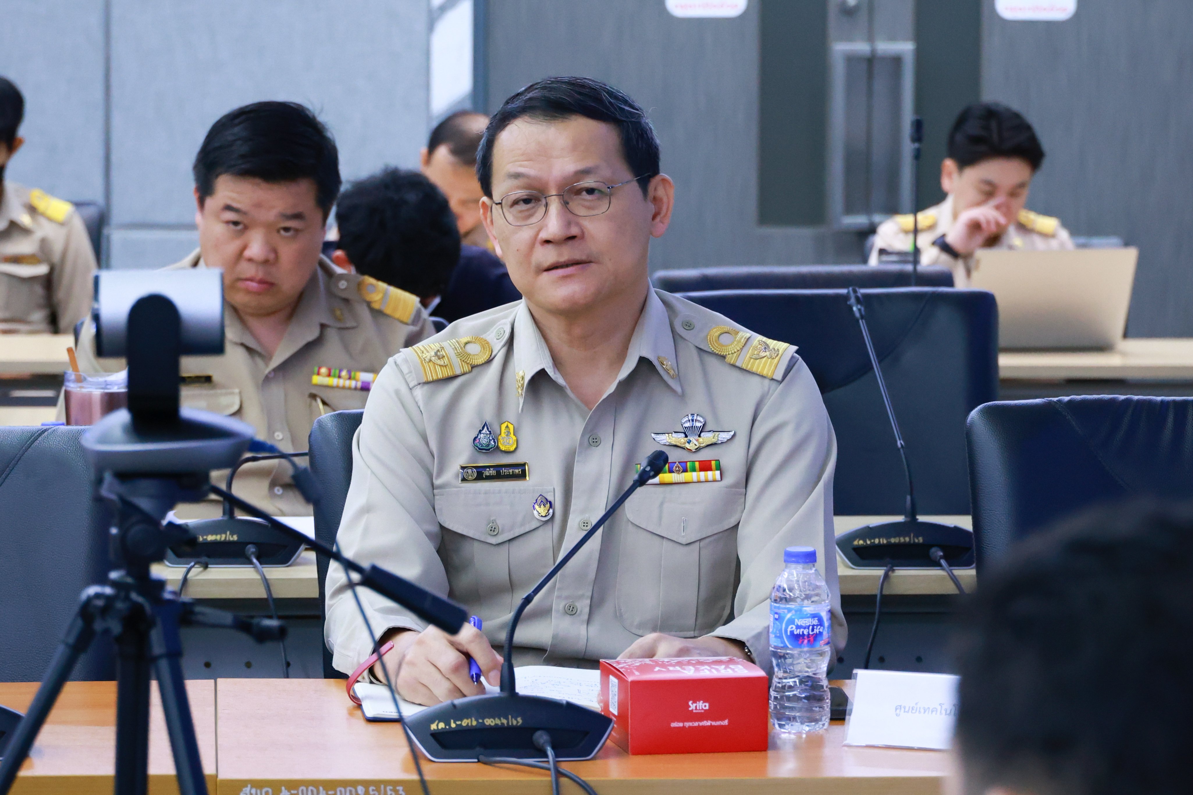 "ซอฟต์พาวเวอร์อย่างไร ให้ดีพร้อม" รับโจทย์ "รมต.เอกนัฏ" ตีแผ่แผนบูรณาการพัฒนาซอฟต์พาวเวอร์ด้านแฟชั่นและอาหารไทย ปั้นกระแส เผยแพร่ โน้มน้าว