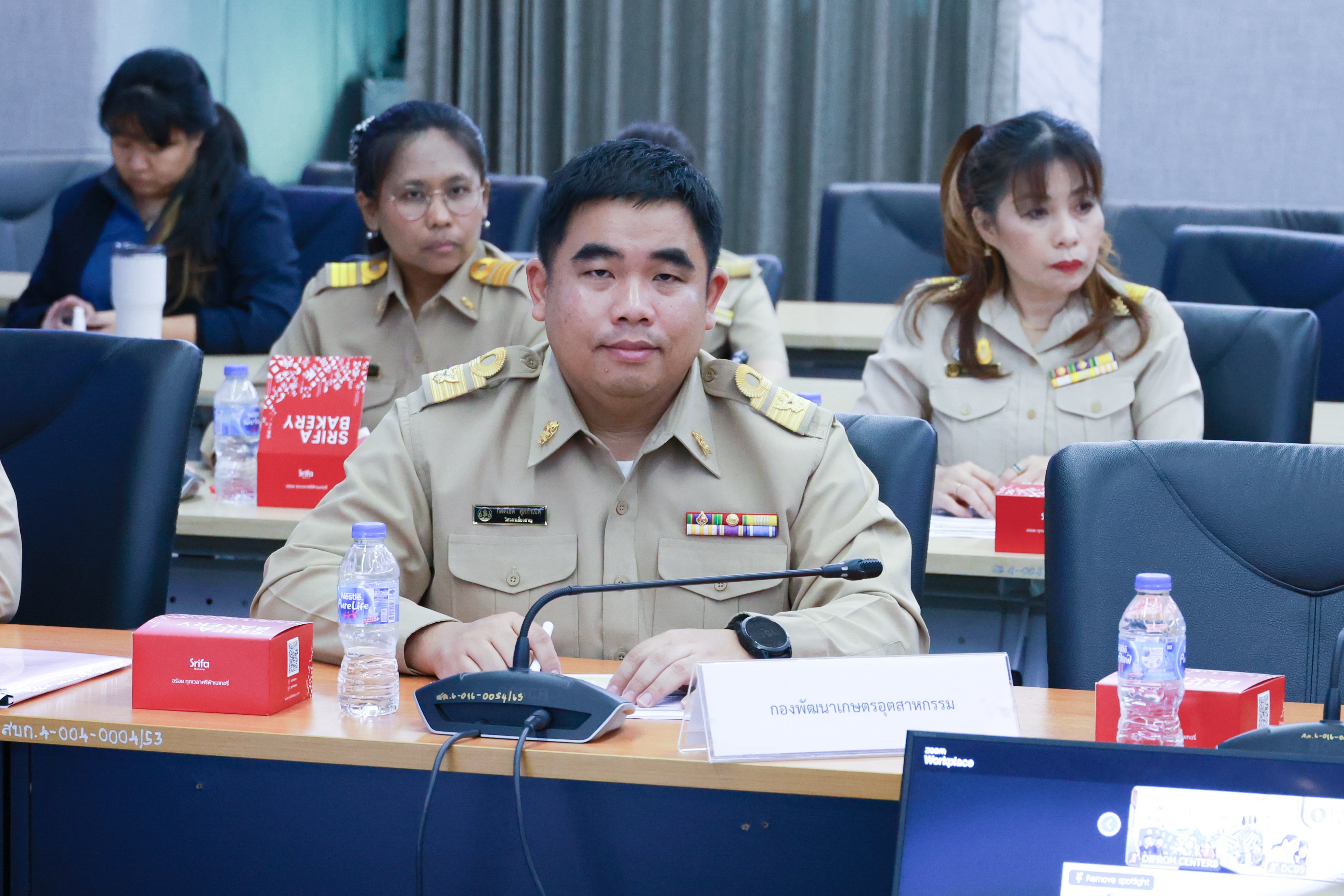 "ซอฟต์พาวเวอร์อย่างไร ให้ดีพร้อม" รับโจทย์ "รมต.เอกนัฏ" ตีแผ่แผนบูรณาการพัฒนาซอฟต์พาวเวอร์ด้านแฟชั่นและอาหารไทย ปั้นกระแส เผยแพร่ โน้มน้าว