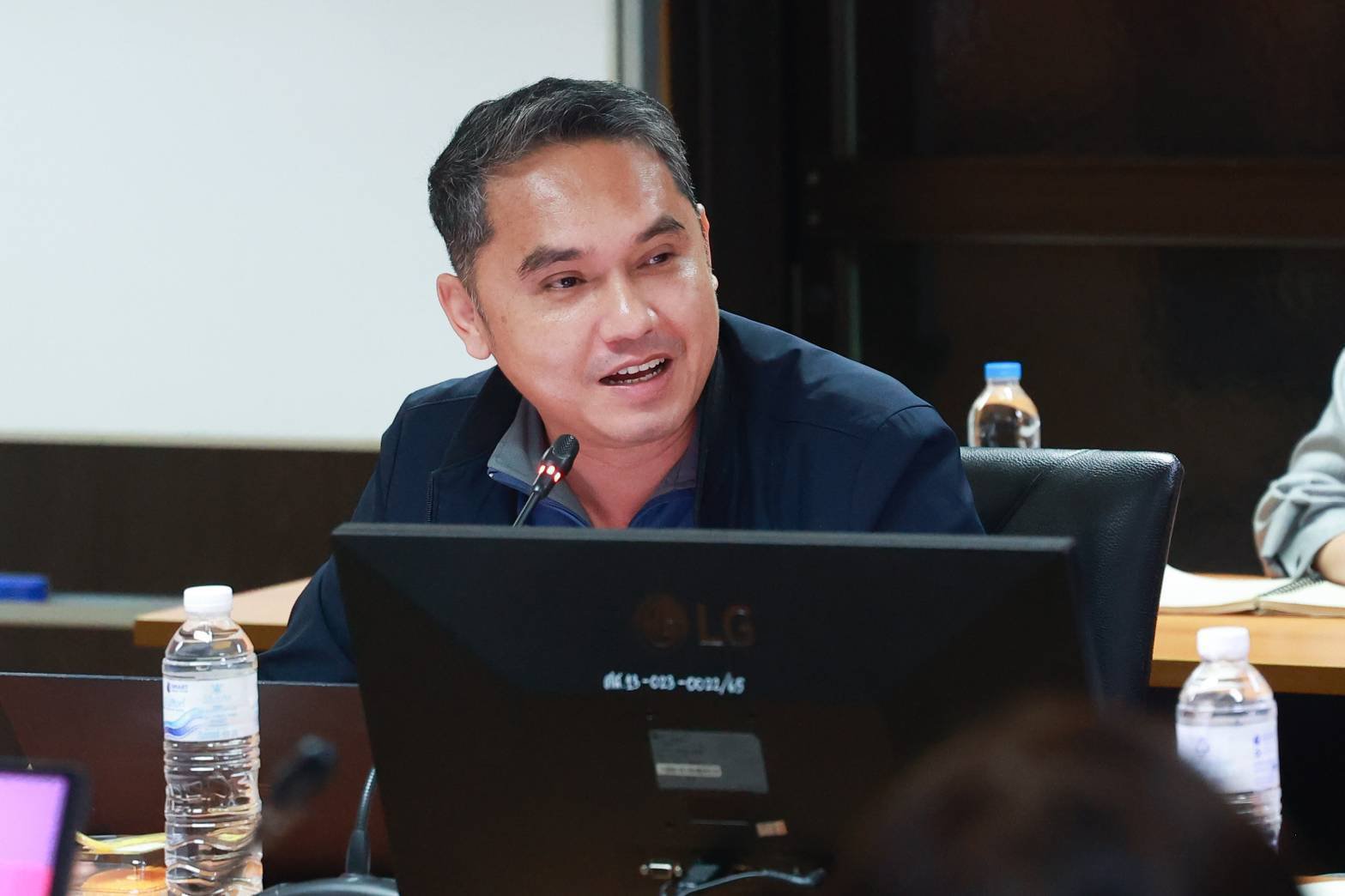 "ดีพร้อม" ร่วมสร้างอุตสาหกรรมป้องกันประเทศ ”ตามข้อสั่งการ รมต.เอกนัฏ“ จัดทำเสื้อเกราะกันกระสุน และวัสดุต้นแบบแก้ปัญหาอุทกภัย ช่วยลดต้นทุนได้มากกว่าร้อยละ 50
