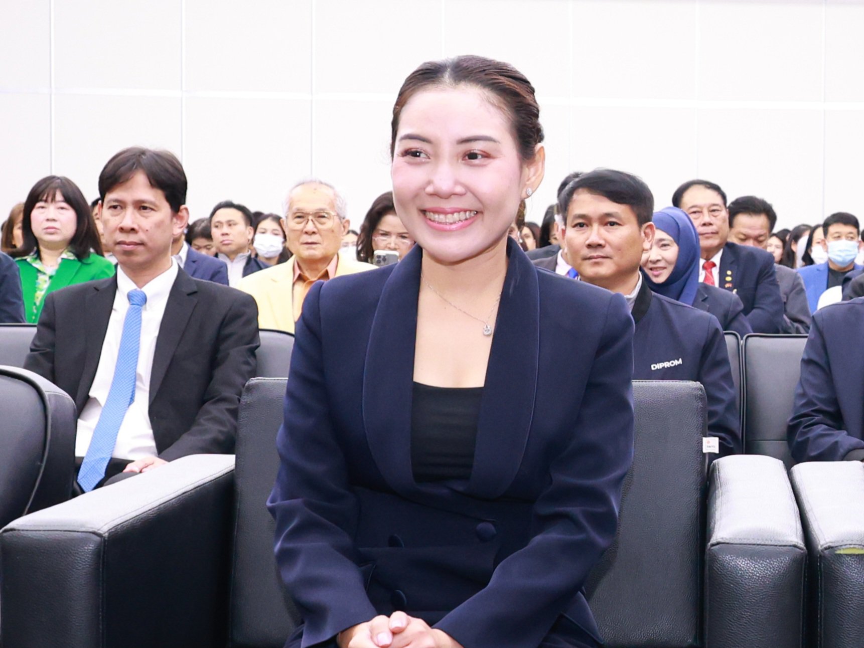 "Made by Thais" รมต.เอกนัฏ ชี้ทิศทางการพัฒนา SMEs ให้ดีพร้อม สร้างความเท่าเทียมในการแข่งขัน ยกระดับวิสาหกิจไทยสู่เวทีการแข่งขันระดับโลก