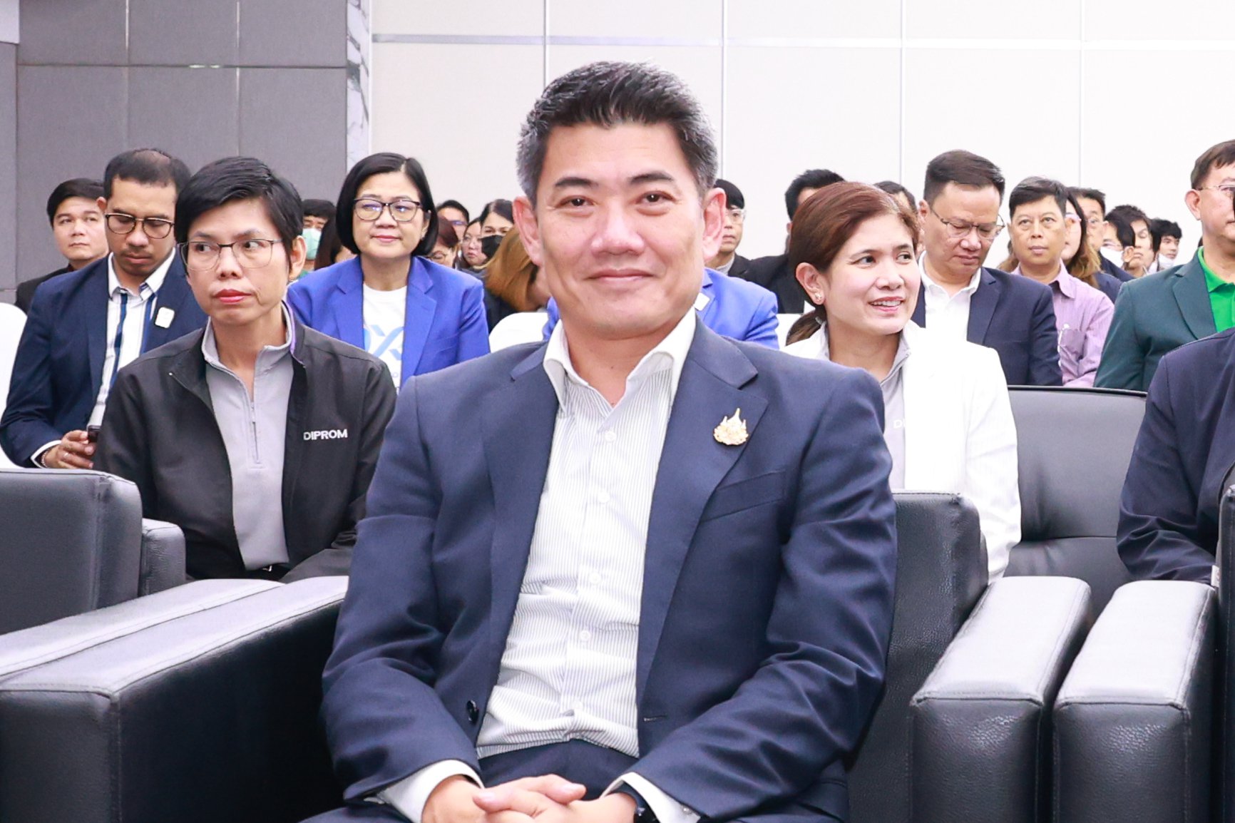 "Made by Thais" รมต.เอกนัฏ ชี้ทิศทางการพัฒนา SMEs ให้ดีพร้อม สร้างความเท่าเทียมในการแข่งขัน ยกระดับวิสาหกิจไทยสู่เวทีการแข่งขันระดับโลก