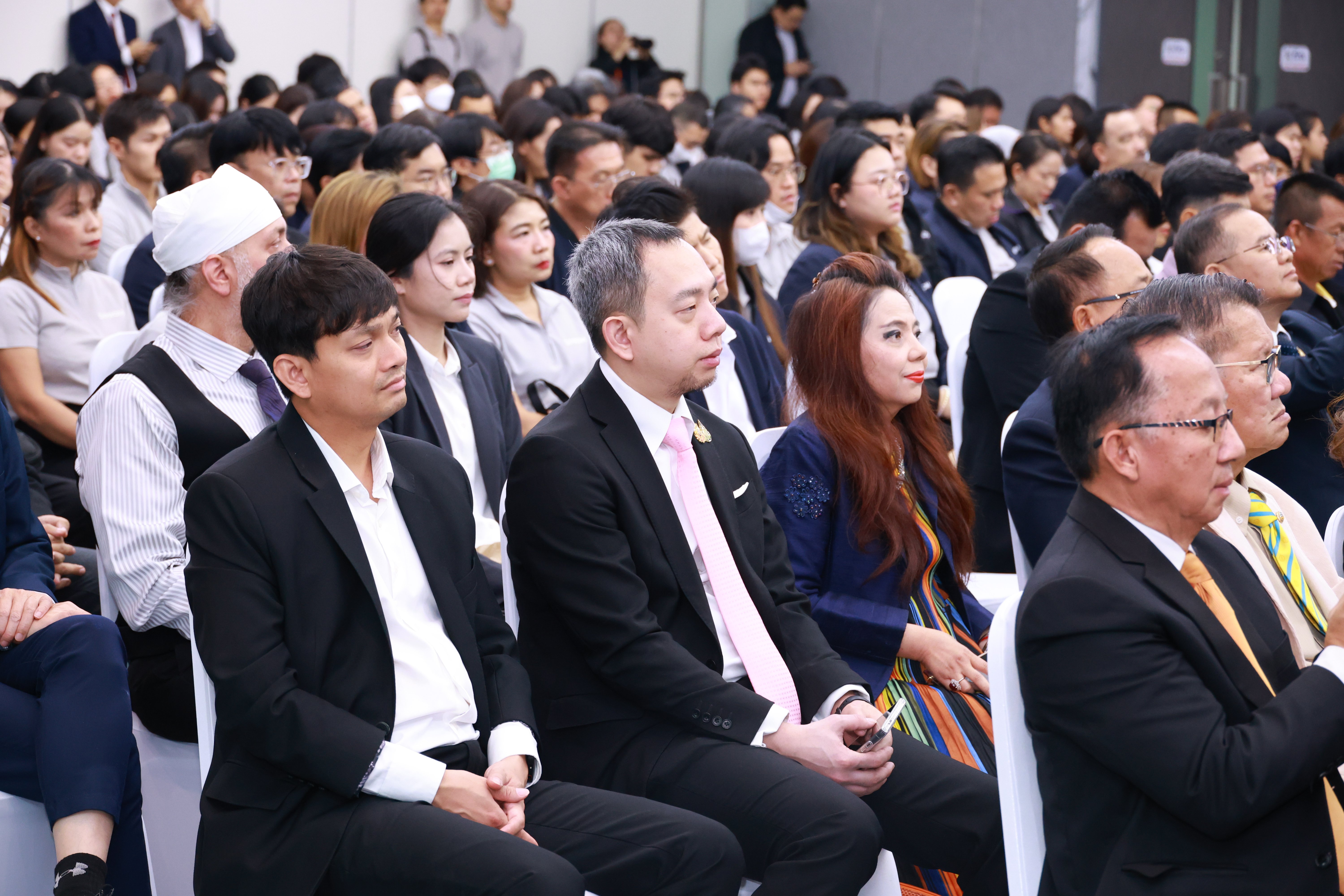 "Made by Thais" รมต.เอกนัฏ ชี้ทิศทางการพัฒนา SMEs ให้ดีพร้อม สร้างความเท่าเทียมในการแข่งขัน ยกระดับวิสาหกิจไทยสู่เวทีการแข่งขันระดับโลก