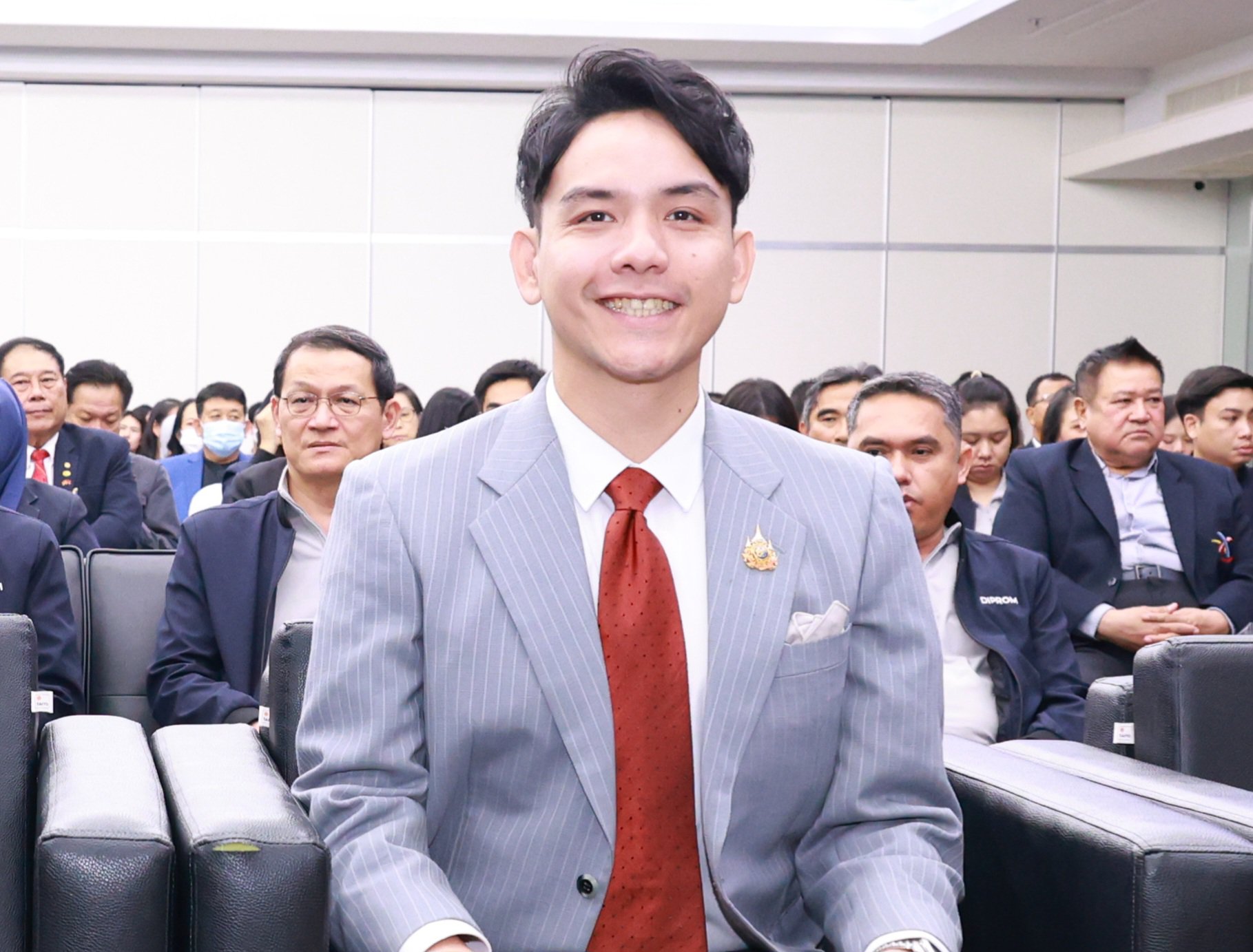 "Made by Thais" รมต.เอกนัฏ ชี้ทิศทางการพัฒนา SMEs ให้ดีพร้อม สร้างความเท่าเทียมในการแข่งขัน ยกระดับวิสาหกิจไทยสู่เวทีการแข่งขันระดับโลก