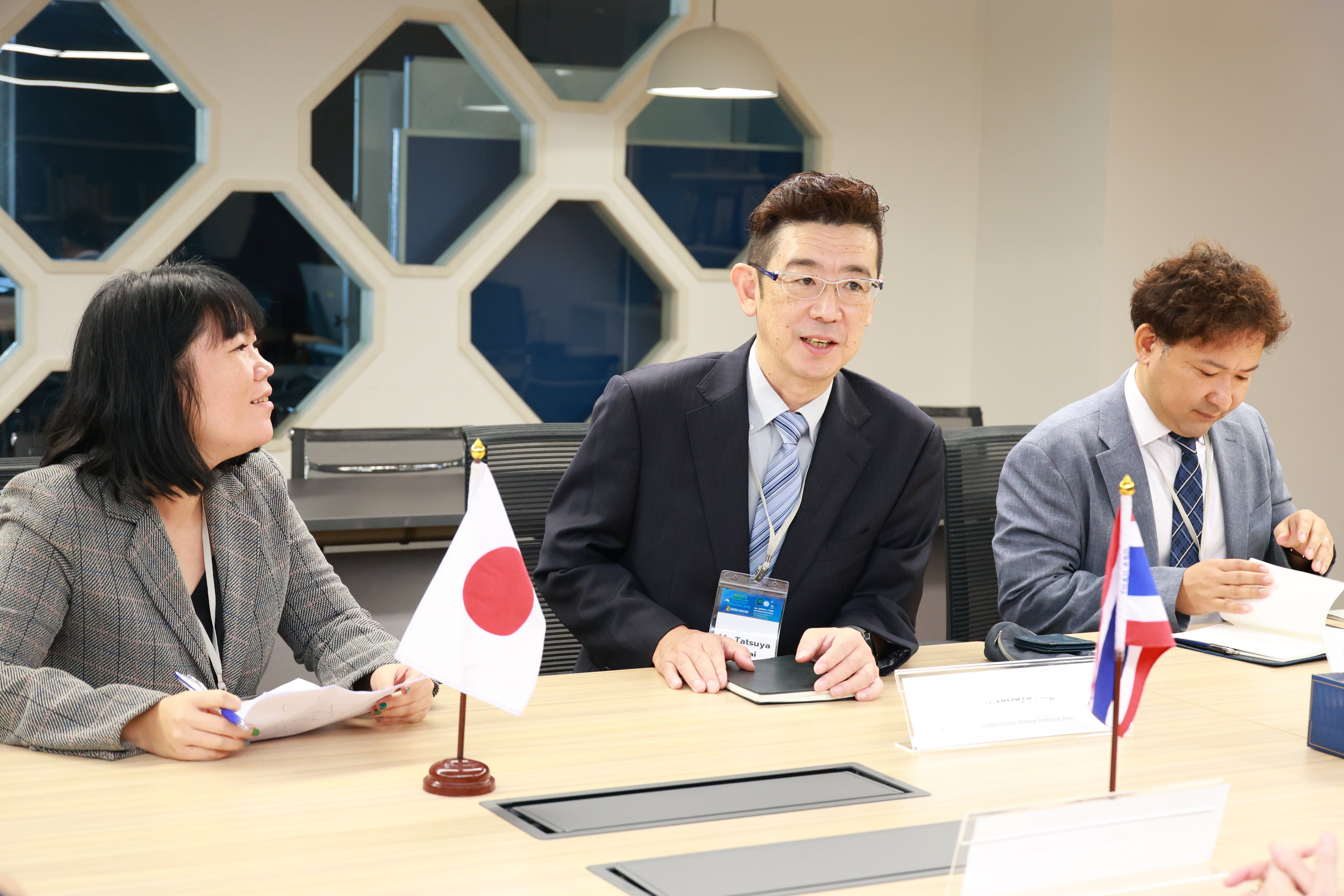 "อธิบดีดีพร้อม" OPEN HOUSE: Green Technology & Innovate Healthcare for Japan and Thailand Business Matching เร่งเครื่องยนต์อุตสาหกรรมเศรษฐกิจใหม่ "รมต.เอกนัฏ" ชี้เครือข่ายธุรกิจการแพทย์และสิ่งแวดล้อมไทยยั่งยืน