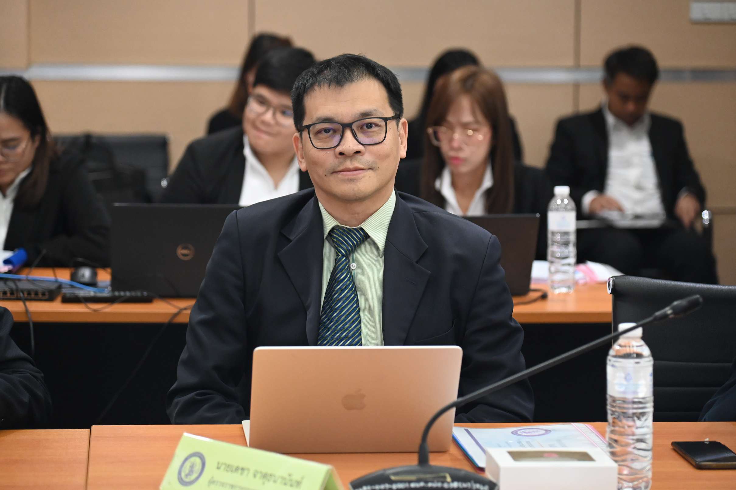 รมว.เอกนัฏ หารือ กมธ.พาณิชย์และการอุตสาหกรรม วุฒิสภา ร่วม”สู้ เซฟ สร้าง“ ก้าวผ่านความท้าทาย เซฟอุตสาหกรรมไทย