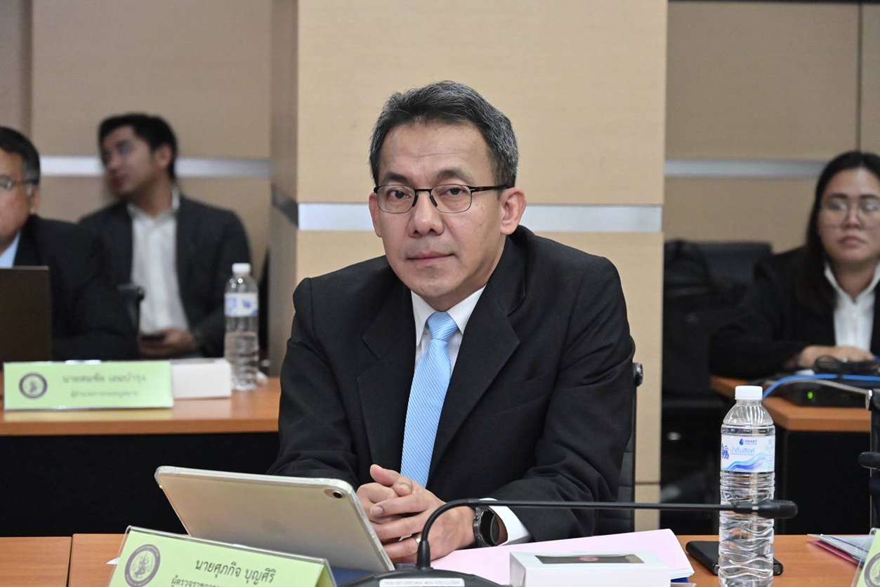 รมว.เอกนัฏ หารือ กมธ.พาณิชย์และการอุตสาหกรรม วุฒิสภา ร่วม”สู้ เซฟ สร้าง“ ก้าวผ่านความท้าทาย เซฟอุตสาหกรรมไทย