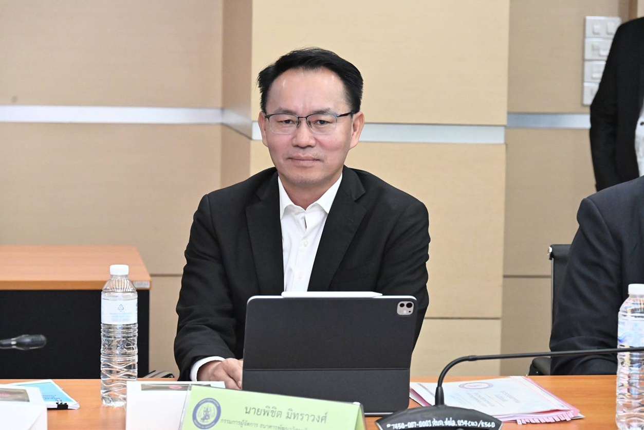 รมว.เอกนัฏ หารือ กมธ.พาณิชย์และการอุตสาหกรรม วุฒิสภา ร่วม”สู้ เซฟ สร้าง“ ก้าวผ่านความท้าทาย เซฟอุตสาหกรรมไทย