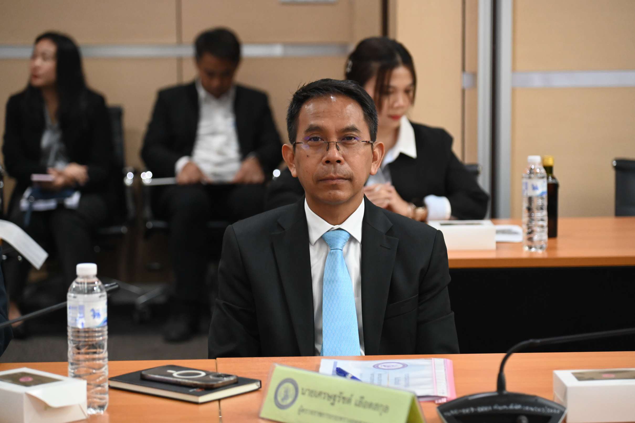 รมว.เอกนัฏ หารือ กมธ.พาณิชย์และการอุตสาหกรรม วุฒิสภา ร่วม”สู้ เซฟ สร้าง“ ก้าวผ่านความท้าทาย เซฟอุตสาหกรรมไทย