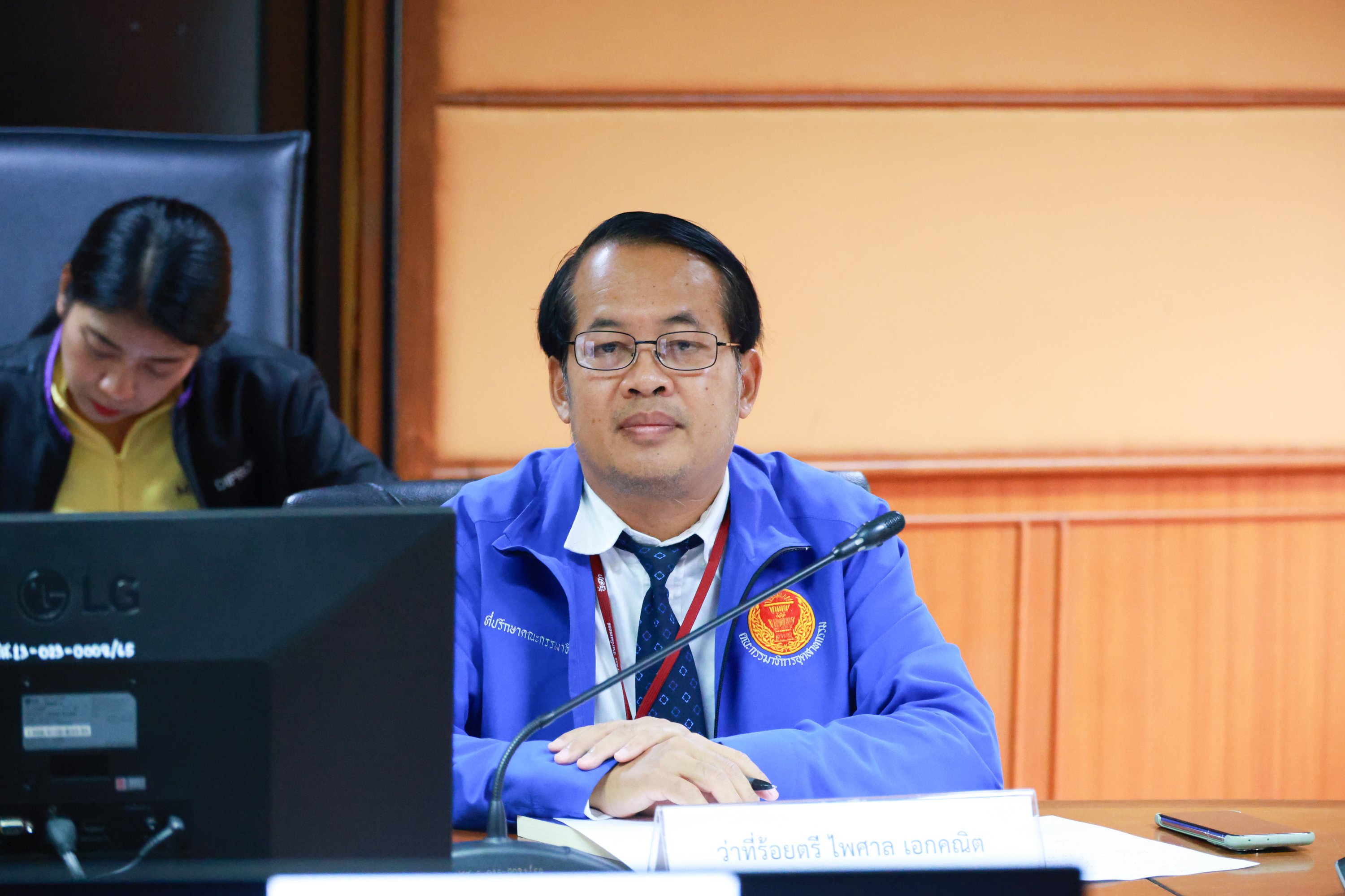 "ดีพร้อม" วิพากษ์ผลของคณะทำงานศึกษาปรับปรุงกฎหมายอุตสาหกรรม สภาผู้แทนราษฎร โชว์นโยบาย "รมต.เอกนัฏ" แนวทางการช่วยเหลือ Disrupted Industries อุตสาหกรรมที่หยุดชะงัก และการส่งเสริมเอสเอ็มอีเข้าสู่ยุค Digital Transformation